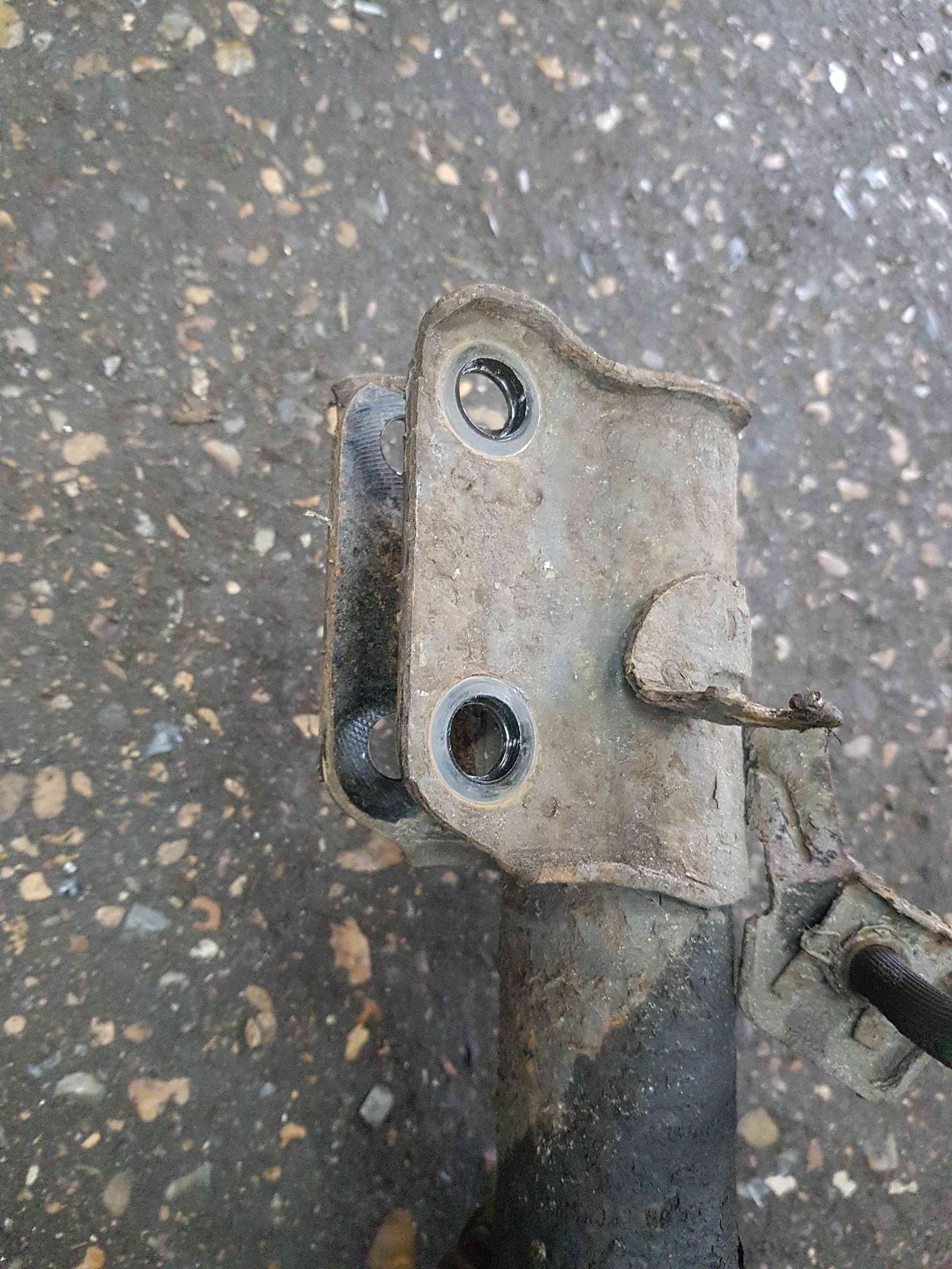 Thumb 2 Nissan Pulsar MK6 C13 2014-2018 1.5 DCI Passenger NSF Front Spring Suspension