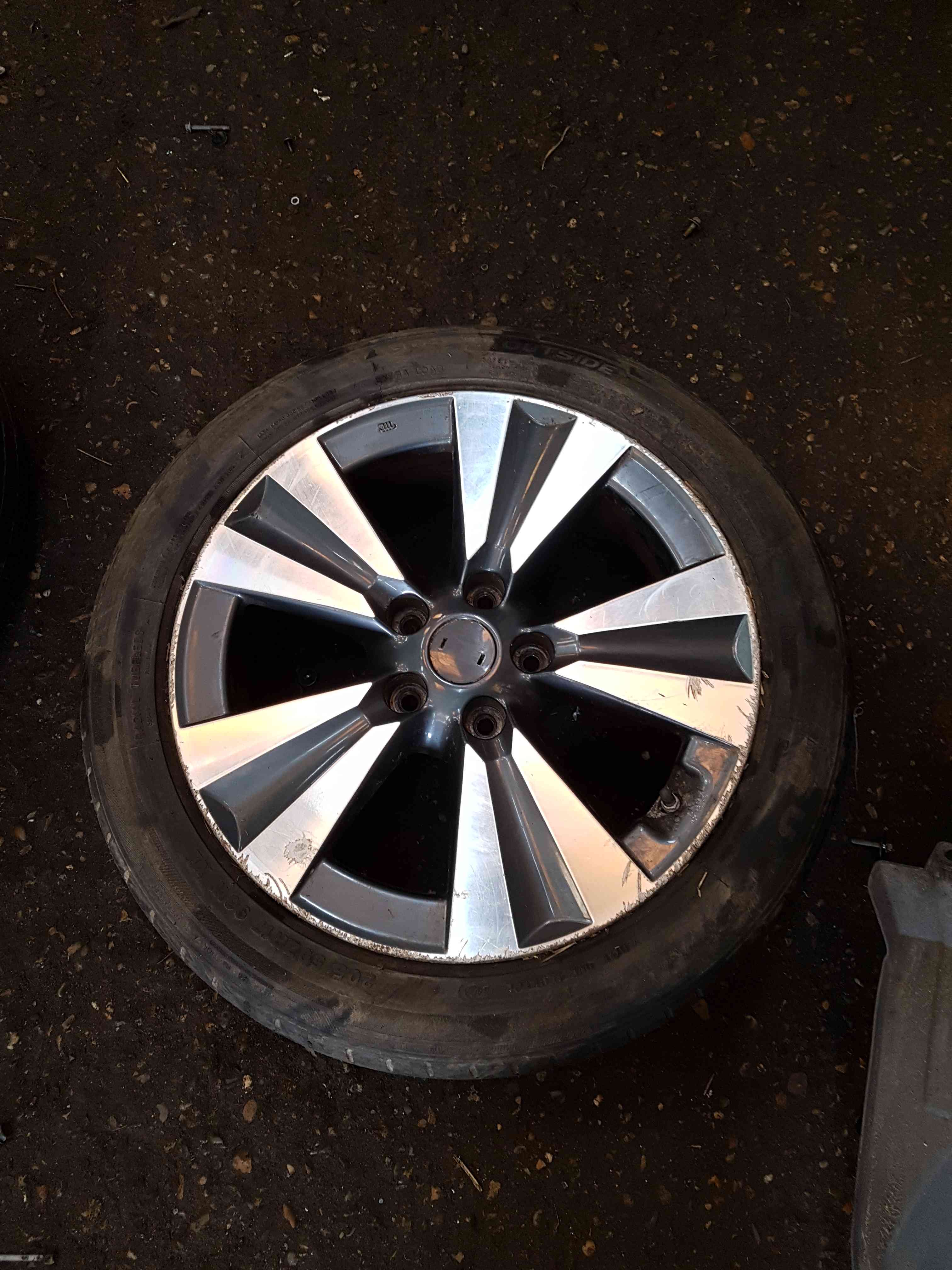 Thumb 2 Nissan Pulsar MK6 C13 2014-2018 Diamond Cut Alloy Wheel + Tyre 205 50 17 4Mm 3/5