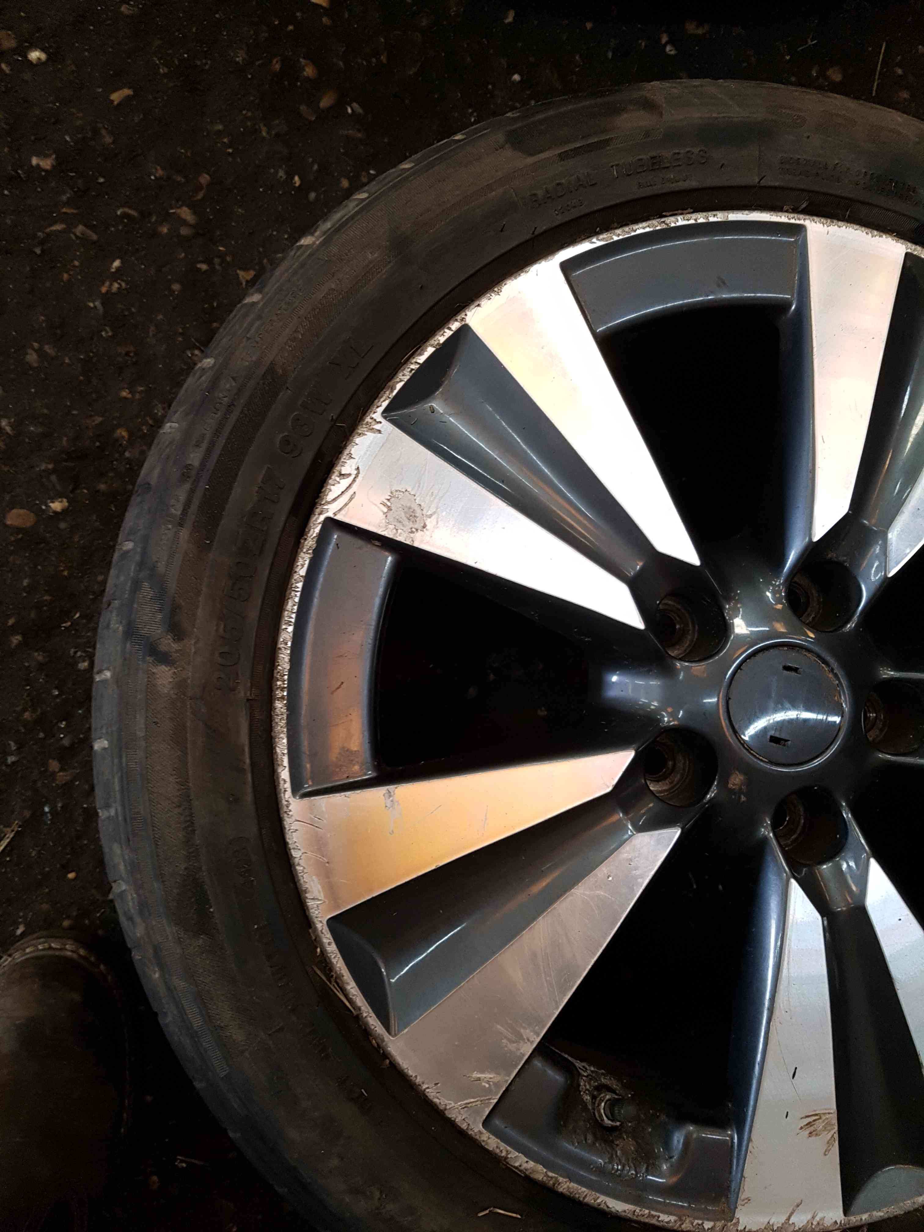 Thumb 4 Nissan Pulsar MK6 C13 2014-2018 Diamond Cut Alloy Wheel + Tyre 205 50 17 4Mm 3/5