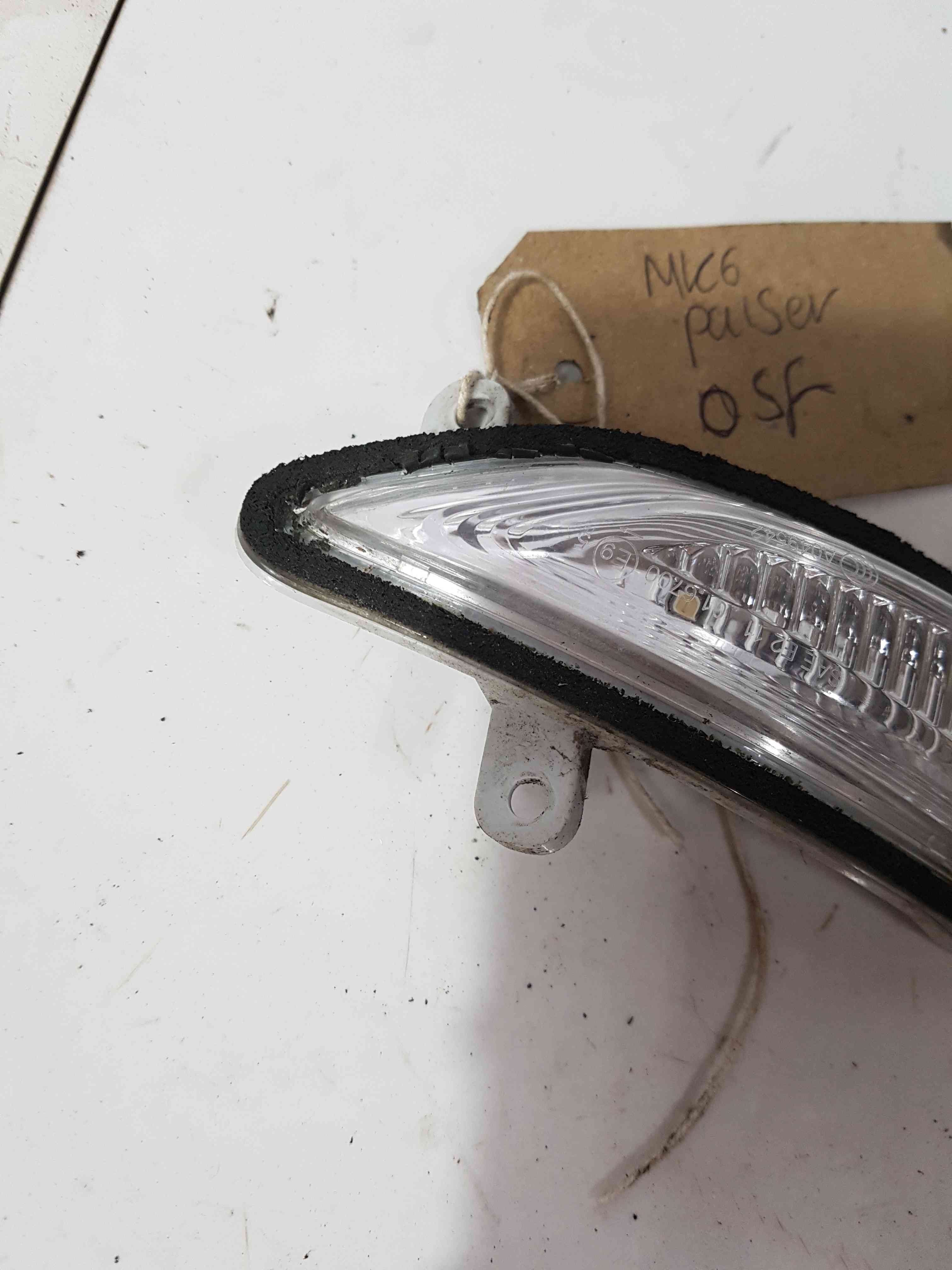 Thumb 2 Nissan Pulsar MK6 C13 2014-2018 Drivers Os Wing Mirror Light Side Repeater