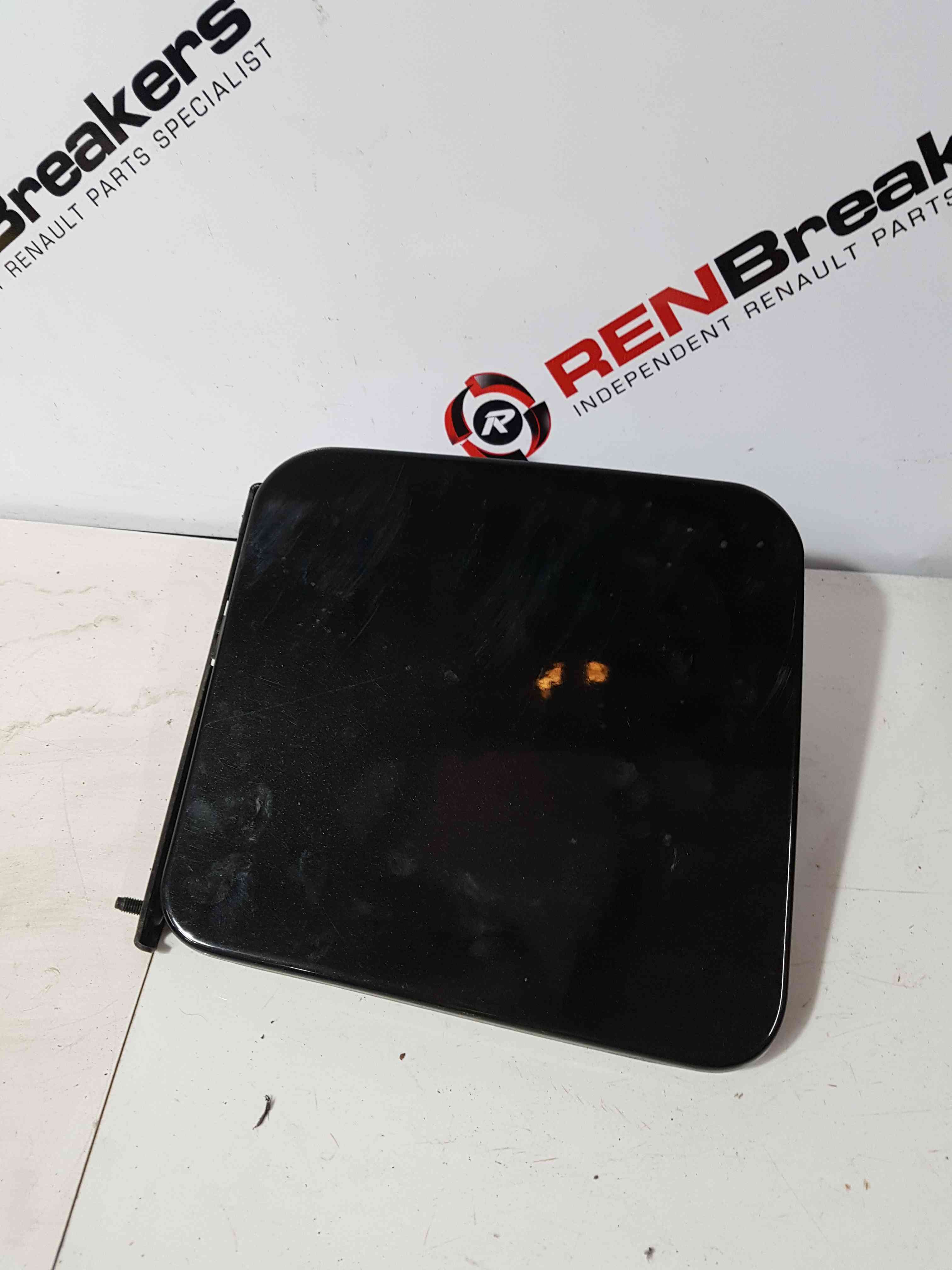 Thumb 2 Nissan Pulsar MK6 C13 2014-2018 Fuel Flap Cover Black GNO