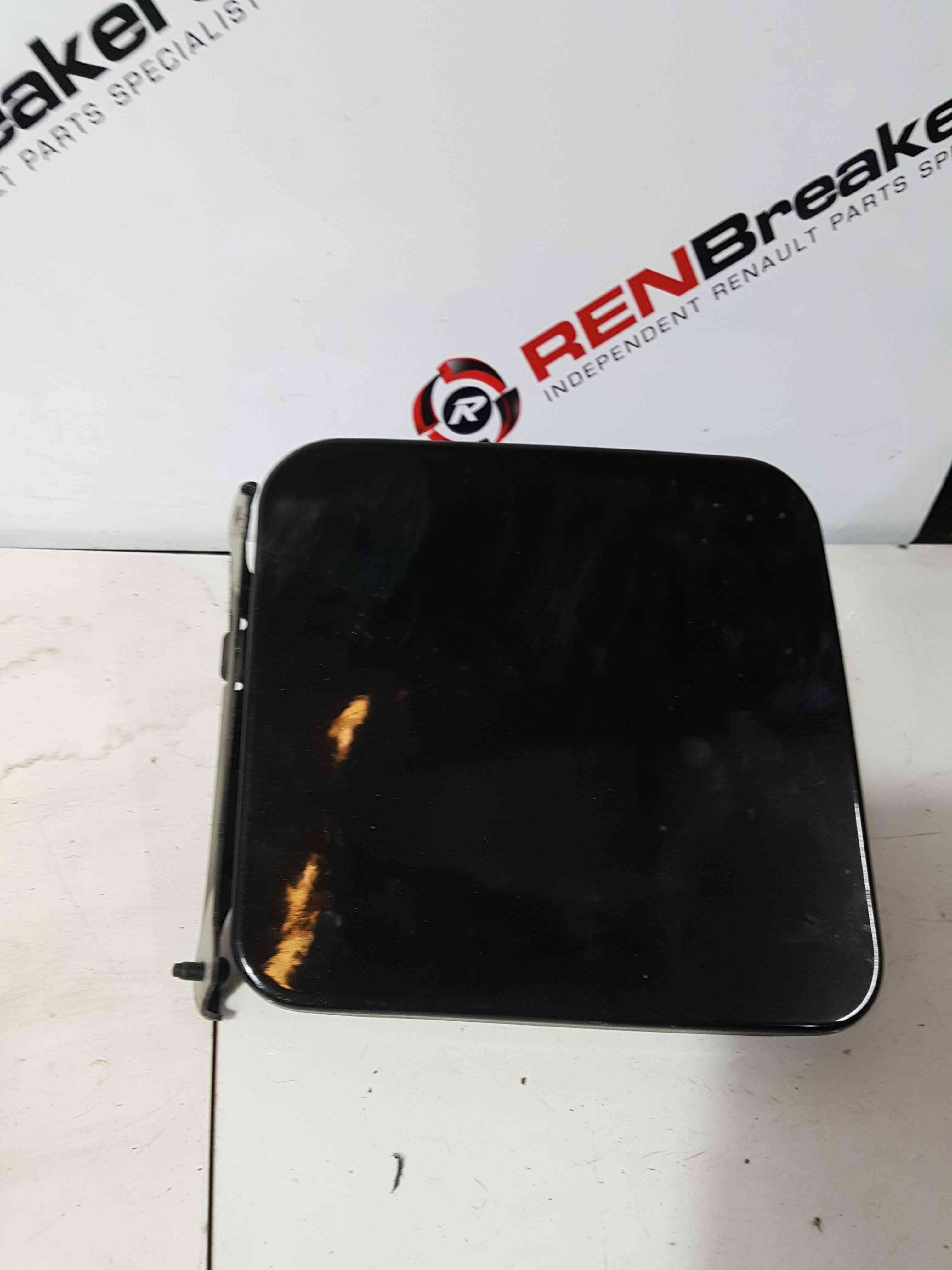 Thumb 3 Nissan Pulsar MK6 C13 2014-2018 Fuel Flap Cover Black GNO