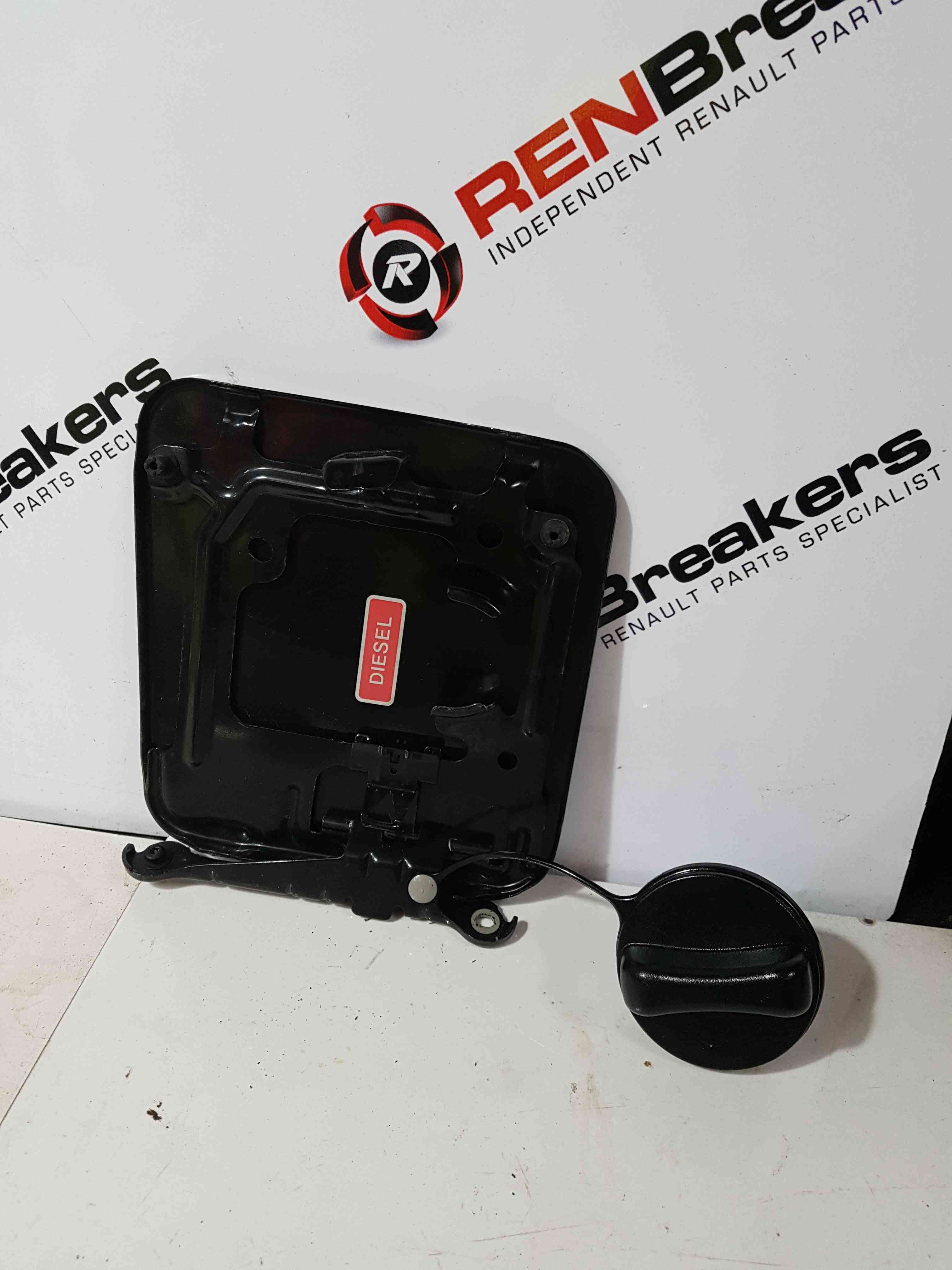 Thumb 6 Nissan Pulsar MK6 C13 2014-2018 Fuel Flap Cover Black GNO