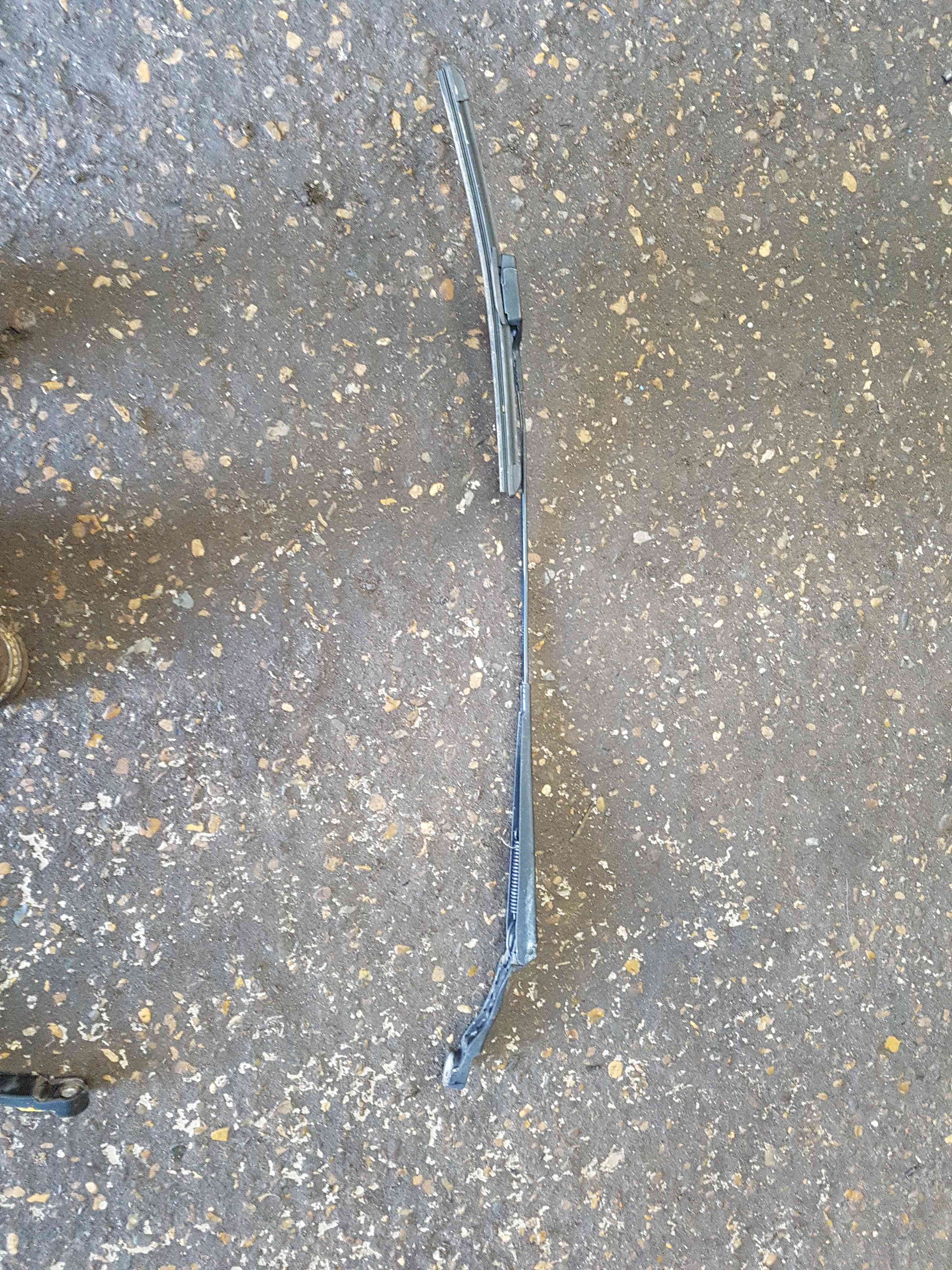 Thumb 2 Nissan Pulsar MK6 C13 2014-2018 Passenger NSF Front Wiper ARM 288863ZP0A