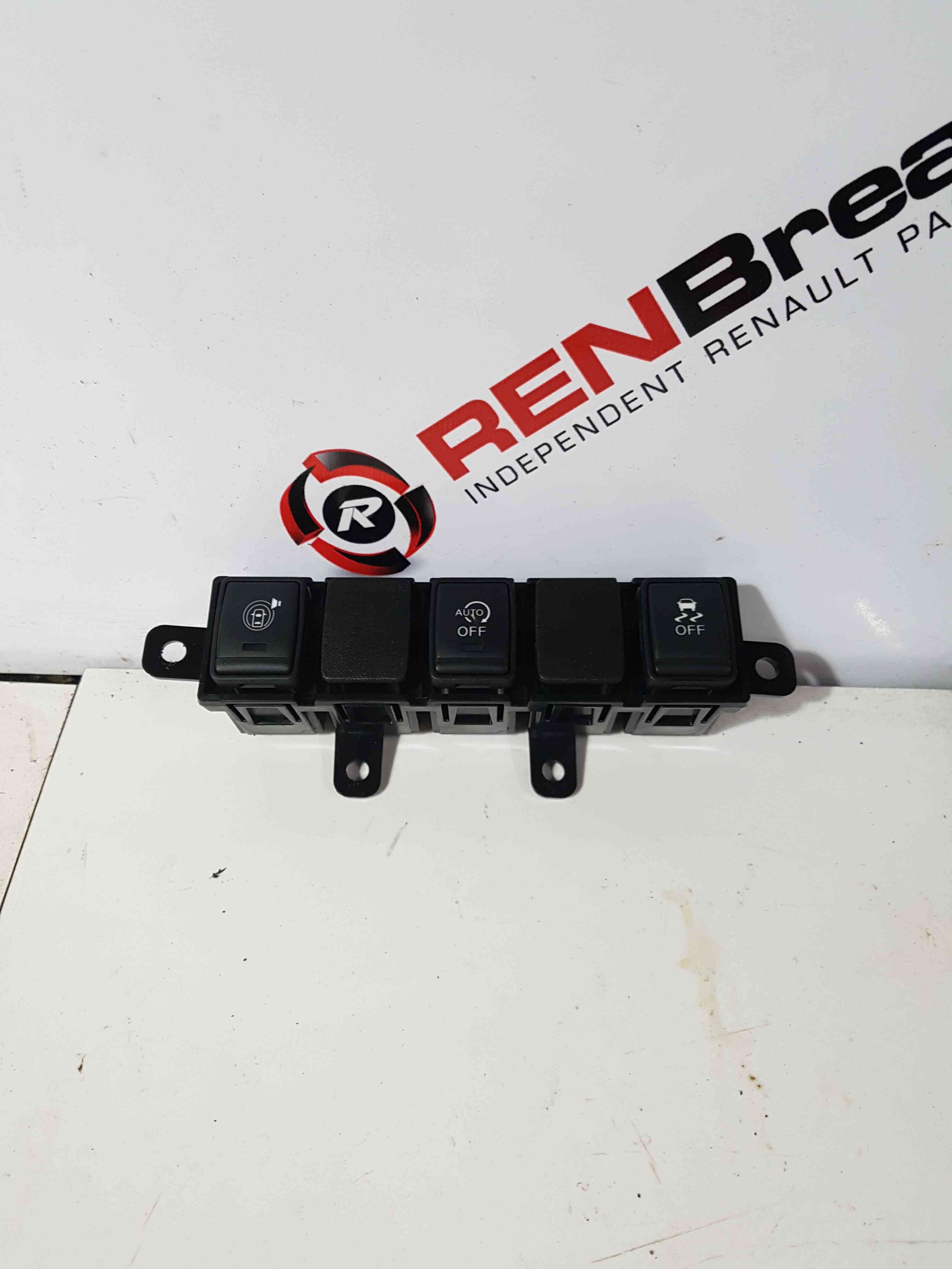 Thumb 2 Nissan Pulsar MK6 C13 2014-2018 Traction Control Button Switch Panel 689TU3ZP0A
