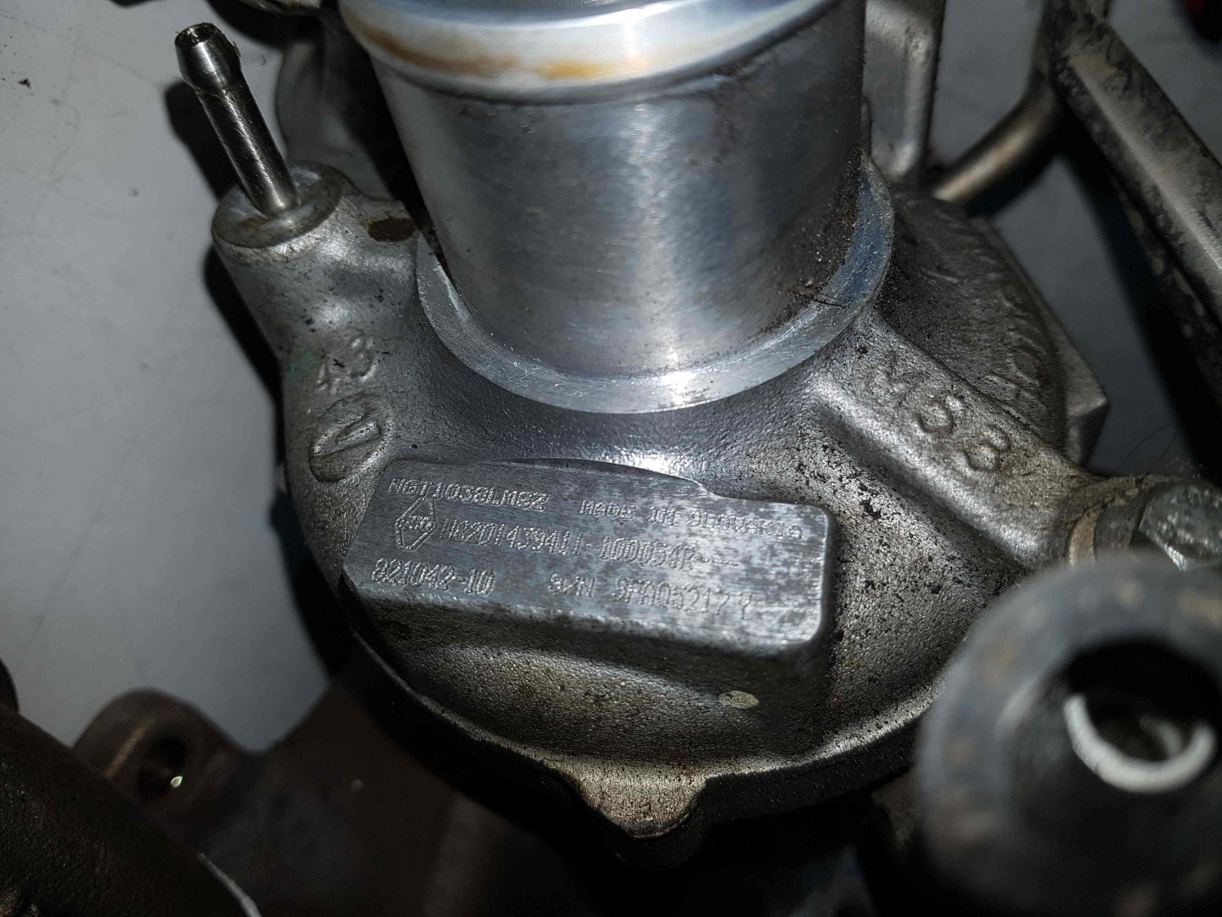 Nissan Qashqai  2015-2021 1.2 TCE petrol turbo 8201439411