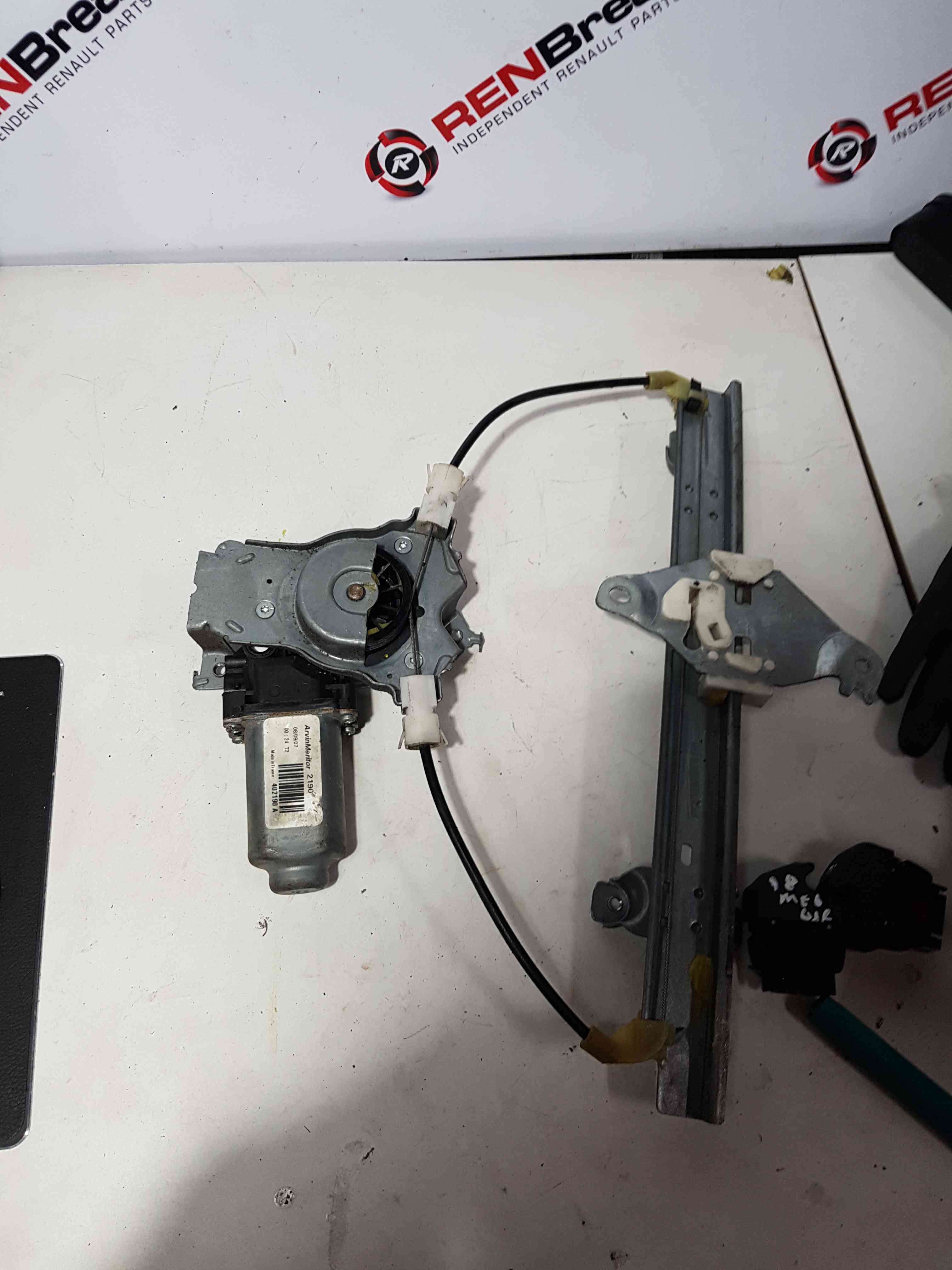 Thumb 4 Nissan Qashqai 2006-2013  OSR Rear Window Regulator + Motor 