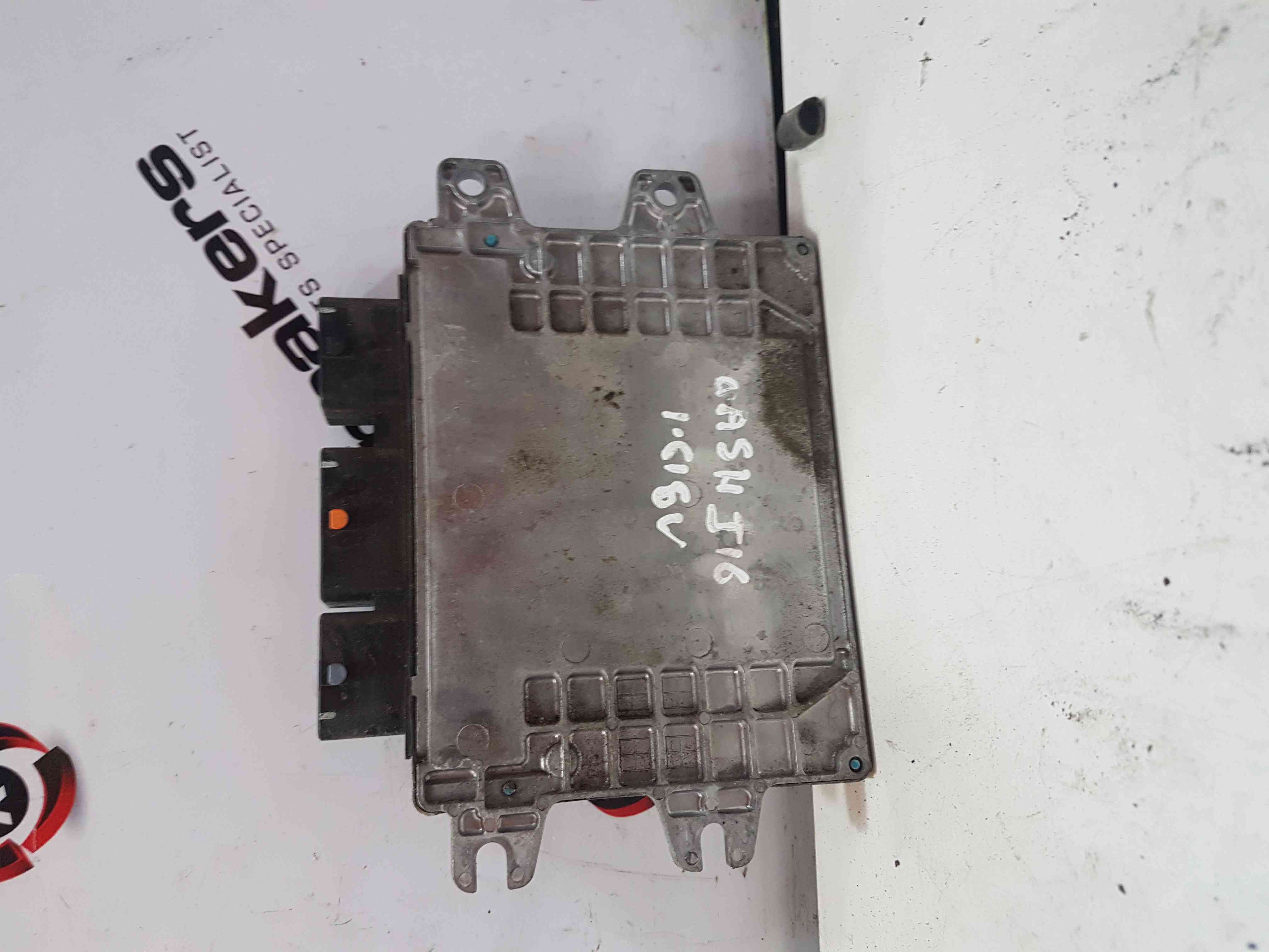 Thumb 5 Nissan Qashqai 2006-2013 1.6 Engine Control Unit ECU Computer Mec940-240