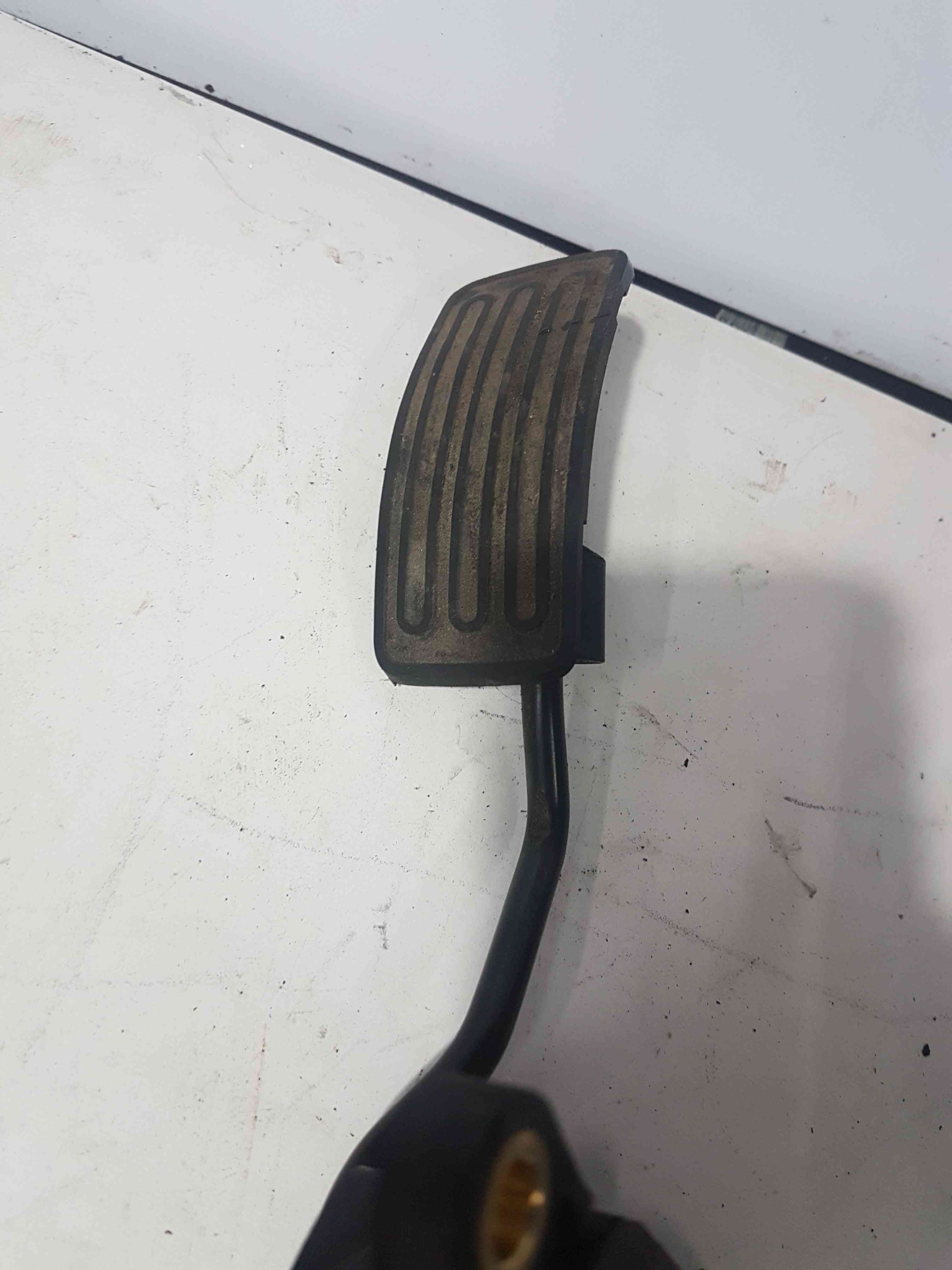 Thumb 2 Nissan Qashqai 2006-2013 Accelerator Pedal Throttle 2047A00091