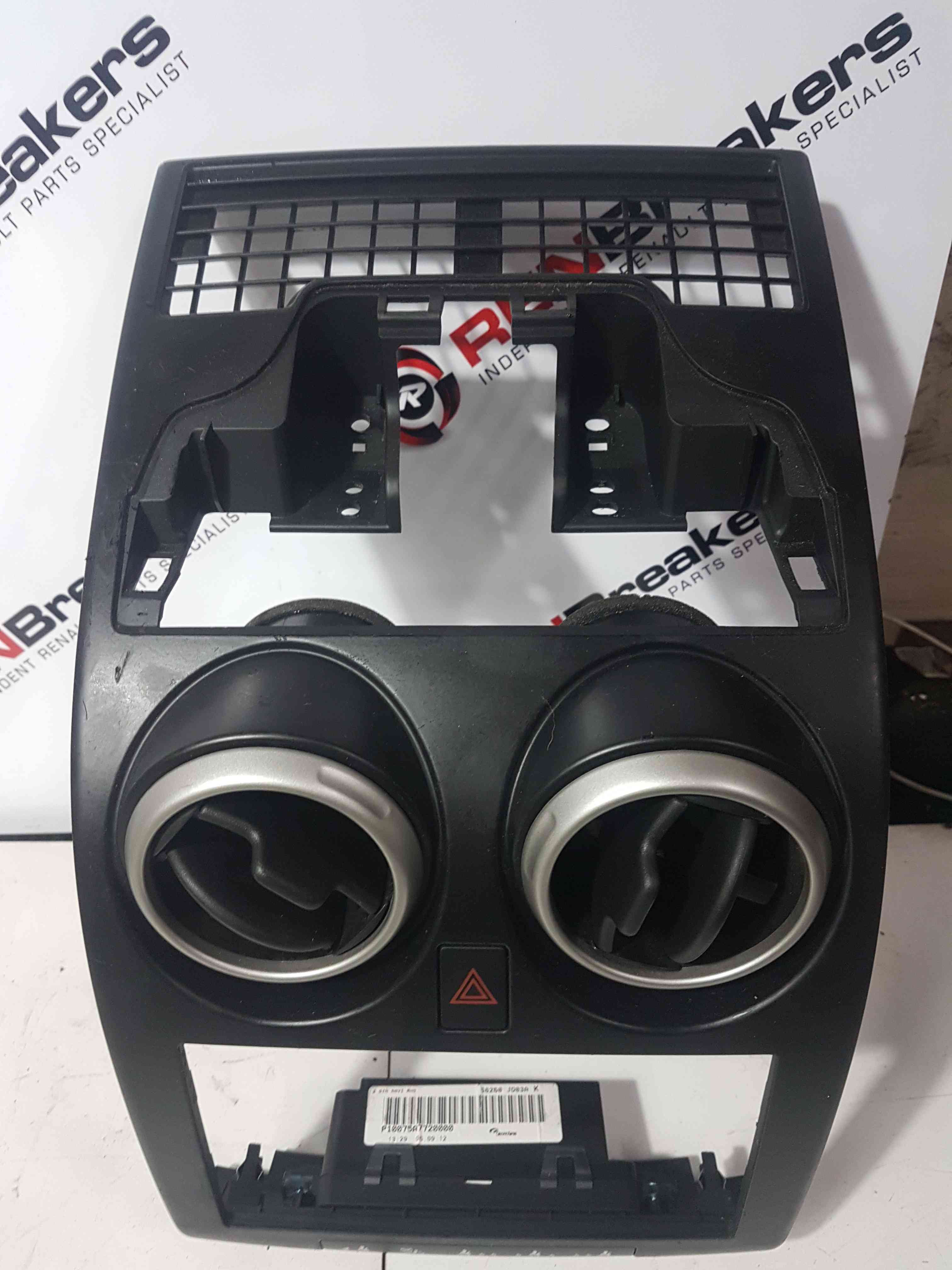 Thumb 3 Nissan Qashqai 2006-2013 Dashboard Heater Vent Trim Surround