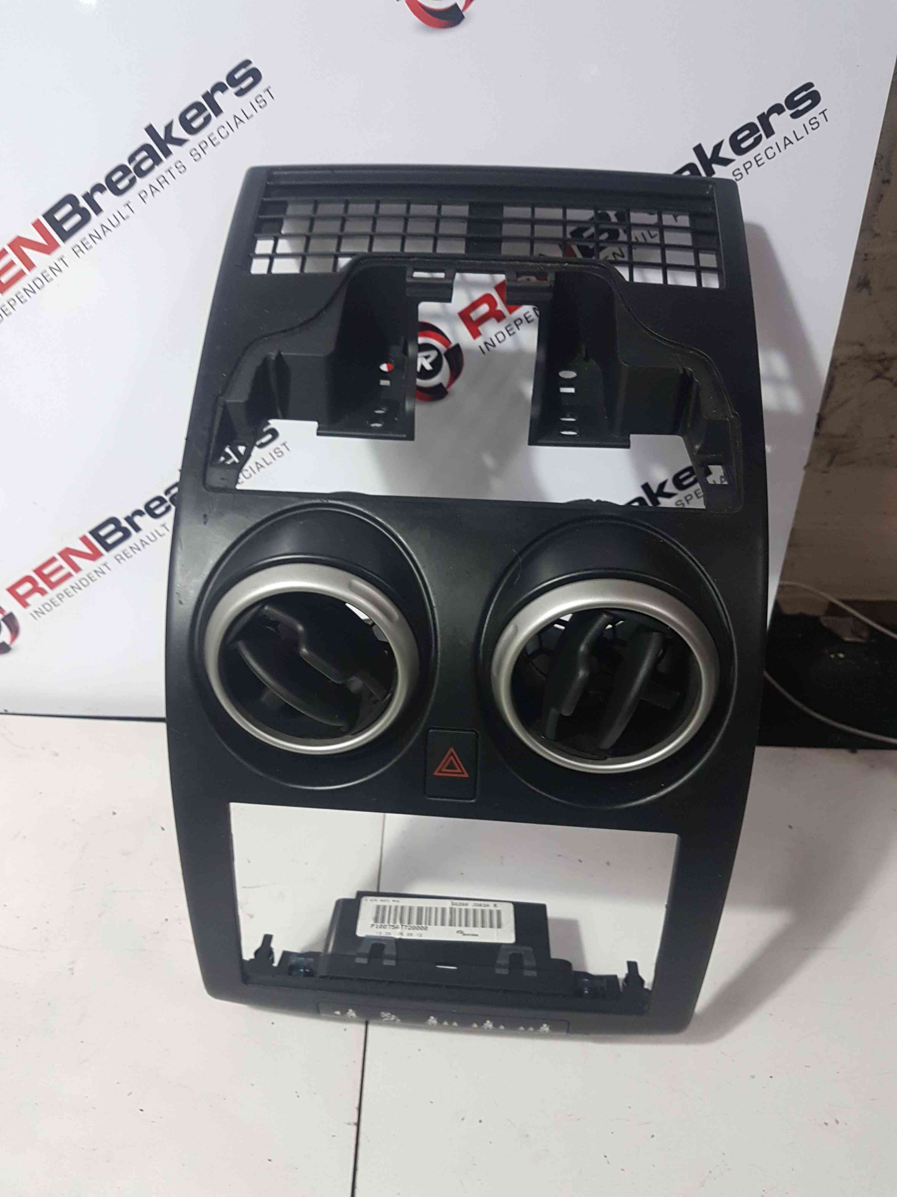 Thumb 6 Nissan Qashqai 2006-2013 Dashboard Heater Vent Trim Surround