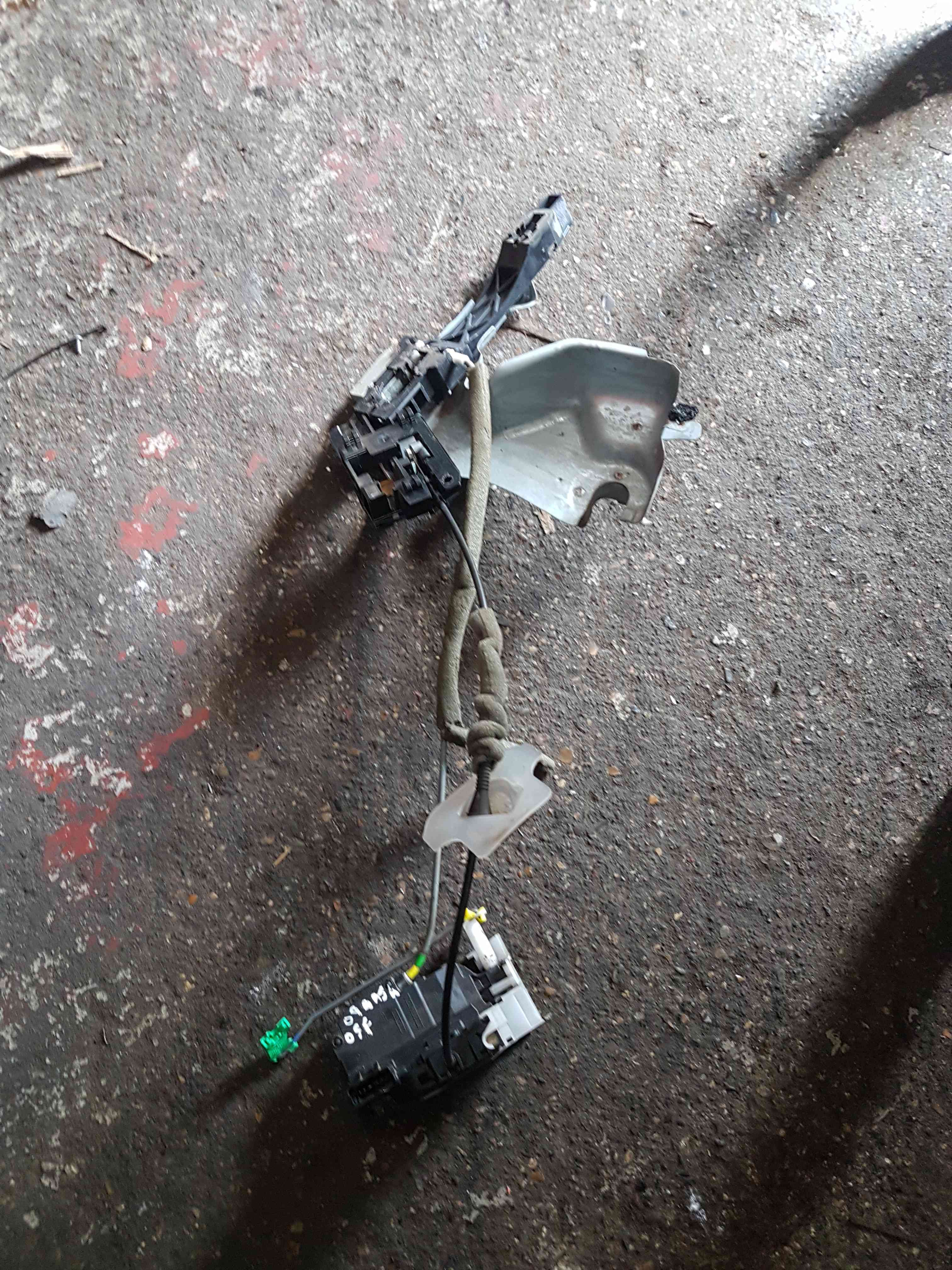 Thumb 5 Nissan Qashqai 2006-2013 Driver OSF Front Door Lock Mechanism