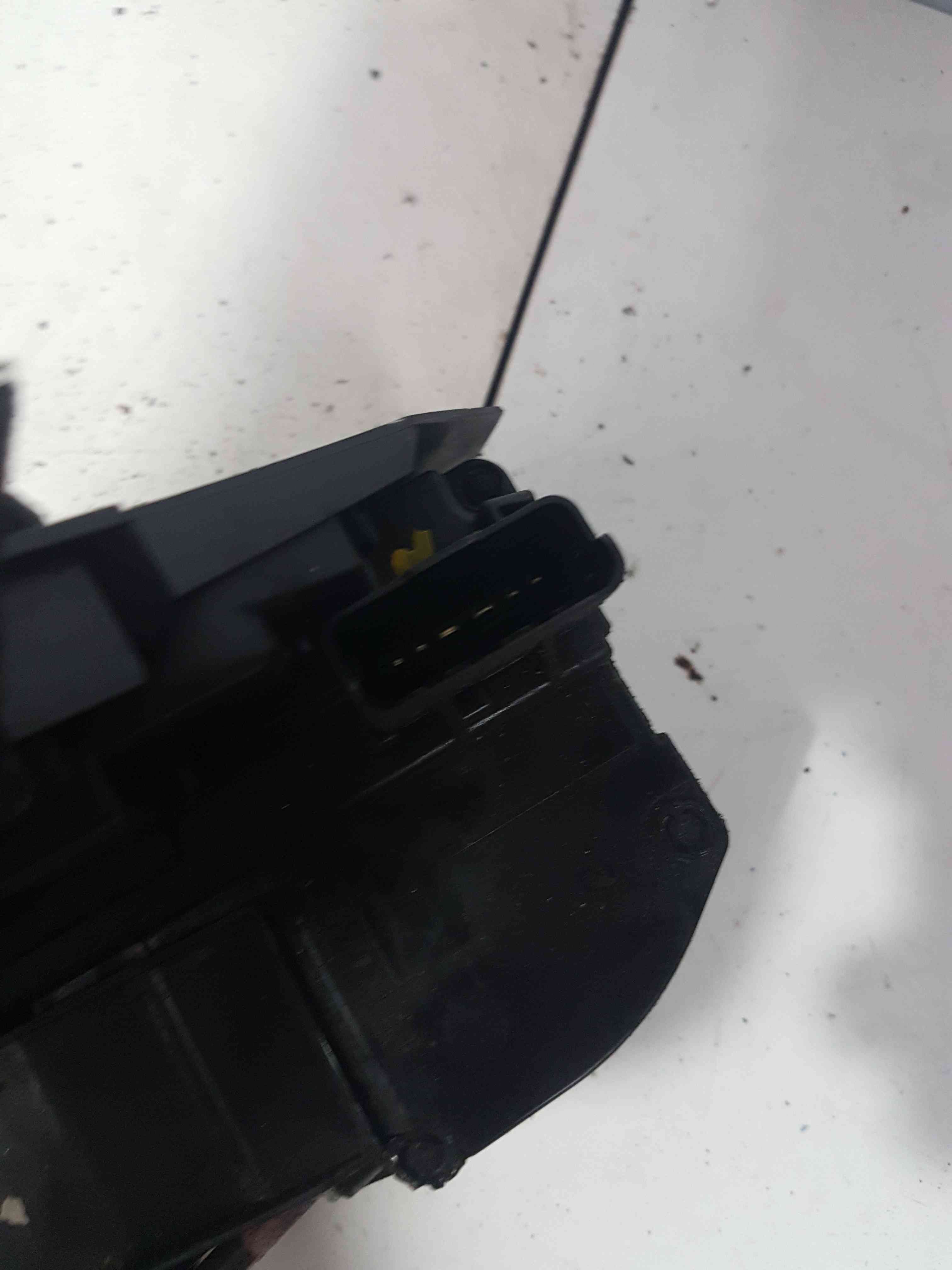 Thumb 4 Nissan Qashqai 2006-2013 Drivers OSF Front Door Lock Mechanism