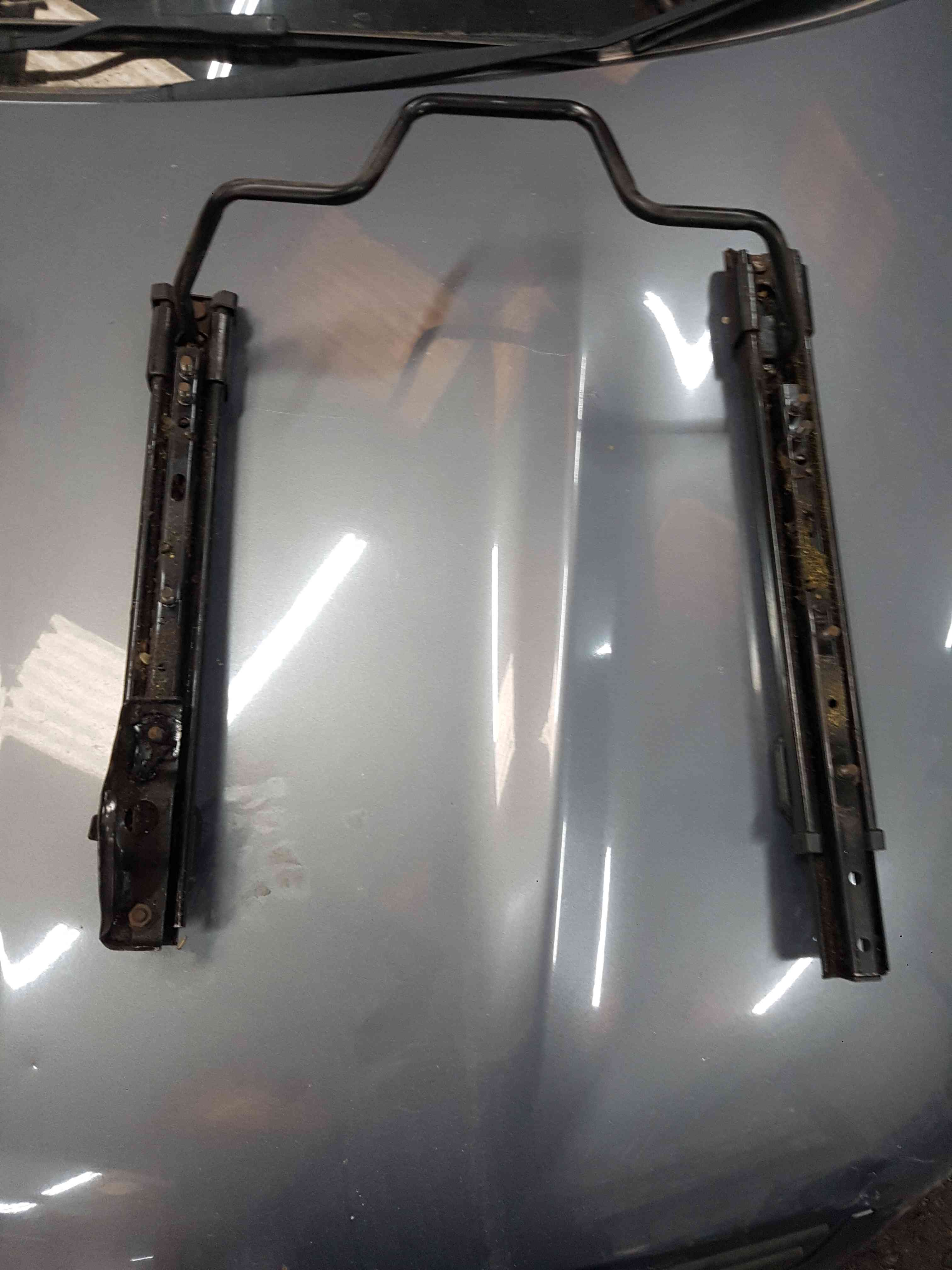 Thumb 2 Nissan Qashqai 2006-2013 Drivers OSF Front Seat Runners
