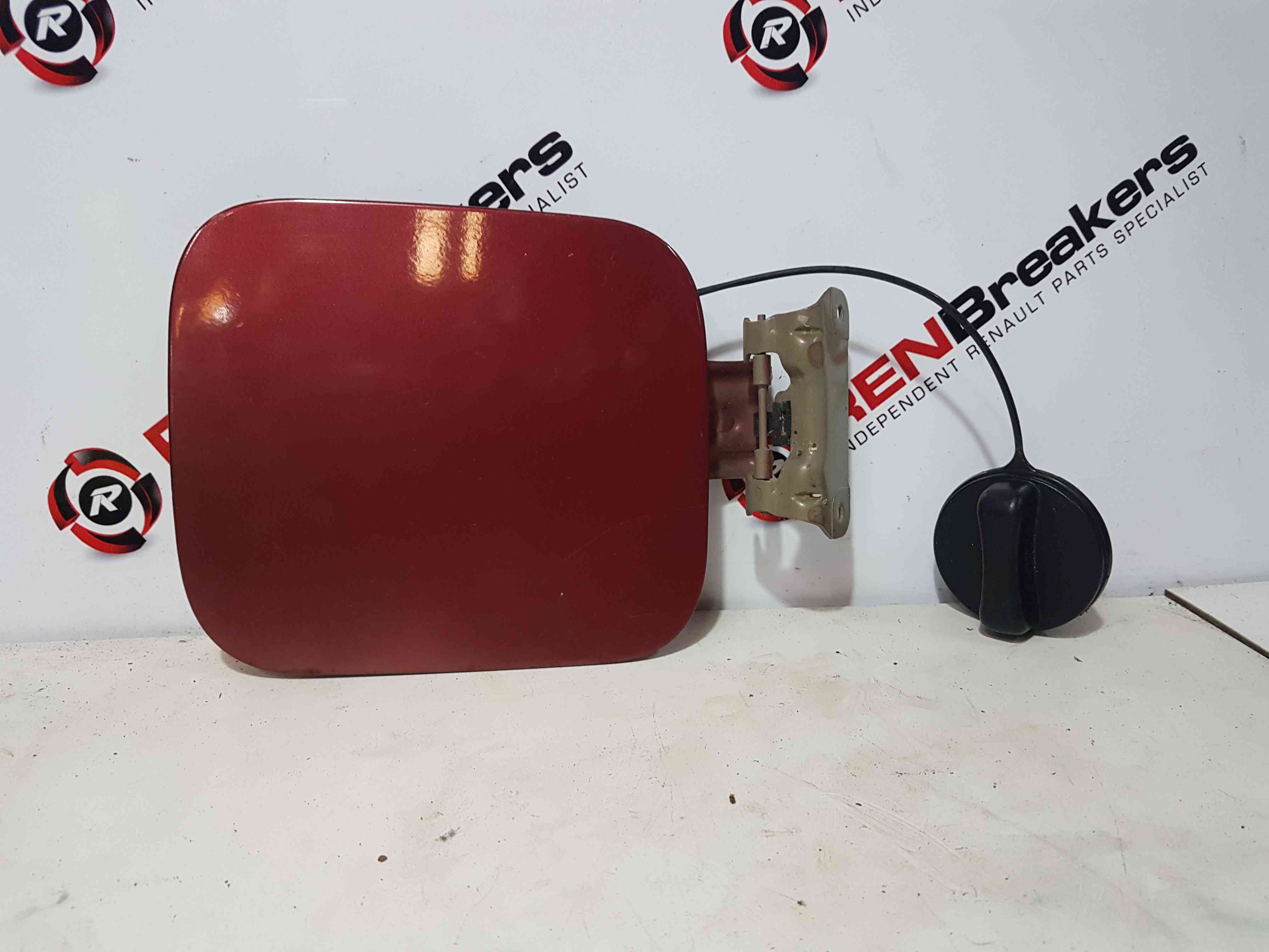 Thumb 2 Nissan Qashqai 2006-2013 Fuel Flap Hinge + CAP Red NAJ