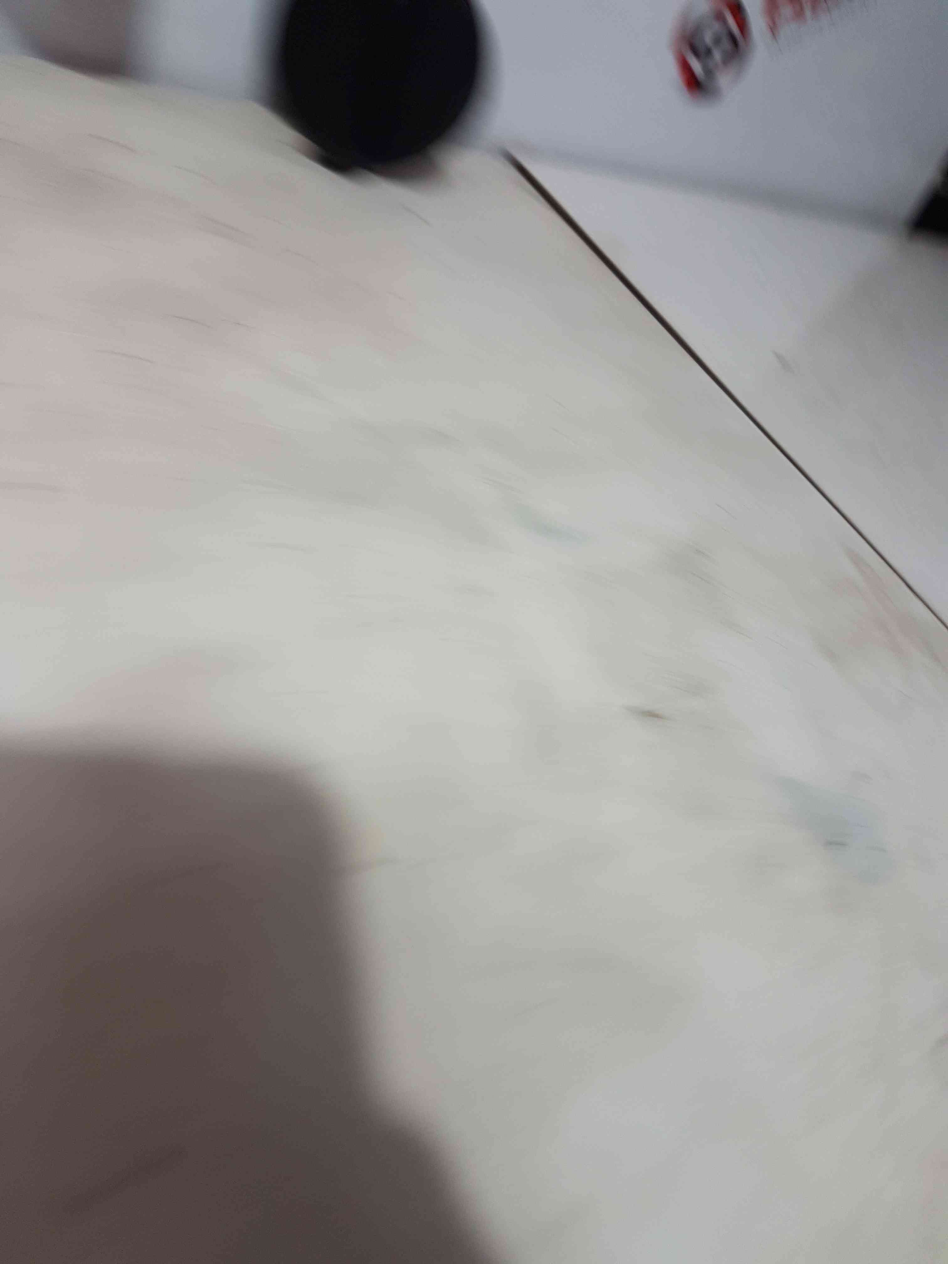 Thumb 5 Nissan Qashqai 2006-2013 Fuel Flap Hinge + CAP Red NAJ