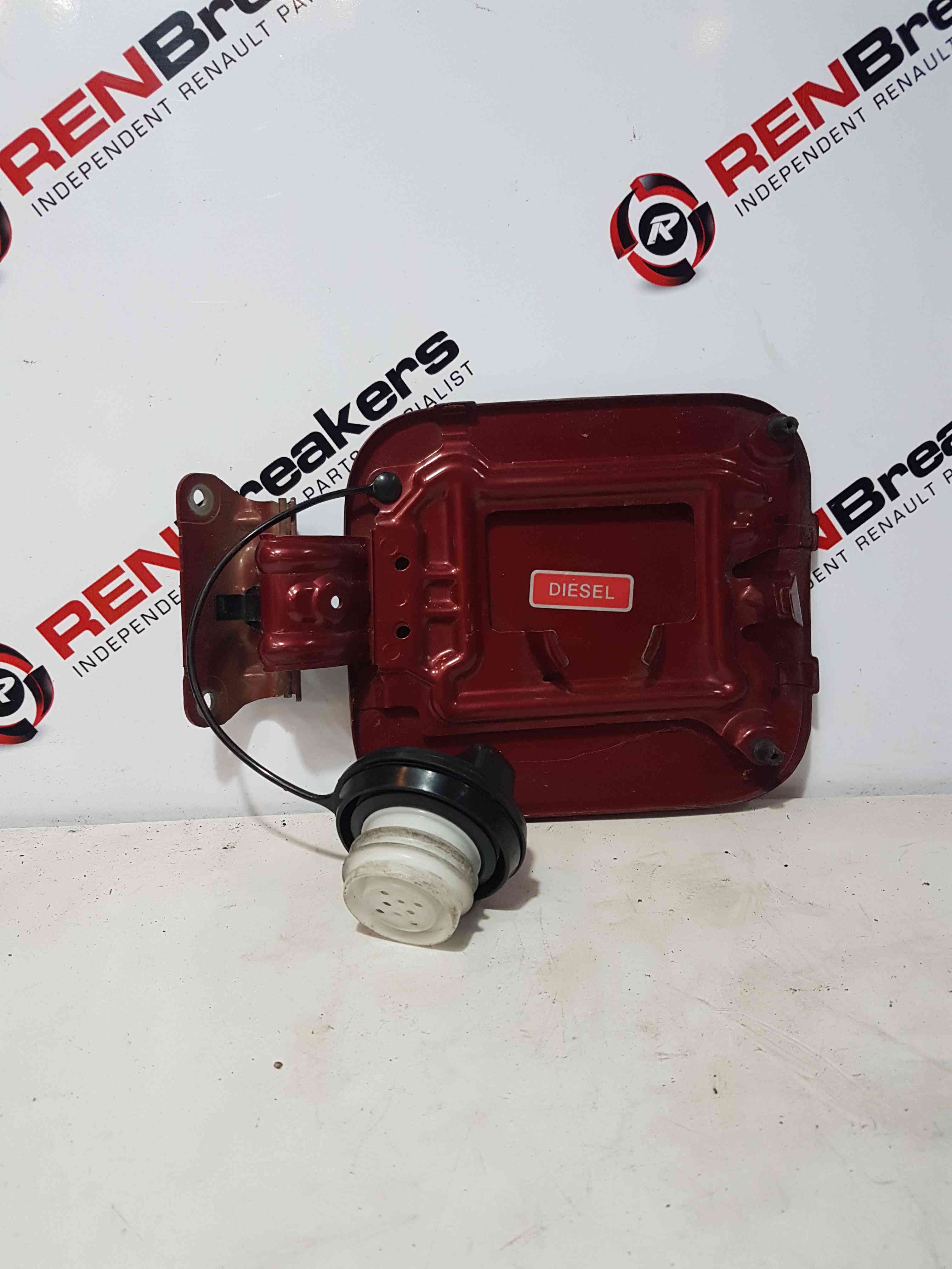 Thumb 6 Nissan Qashqai 2006-2013 Fuel Flap Hinge + CAP Red NAJ