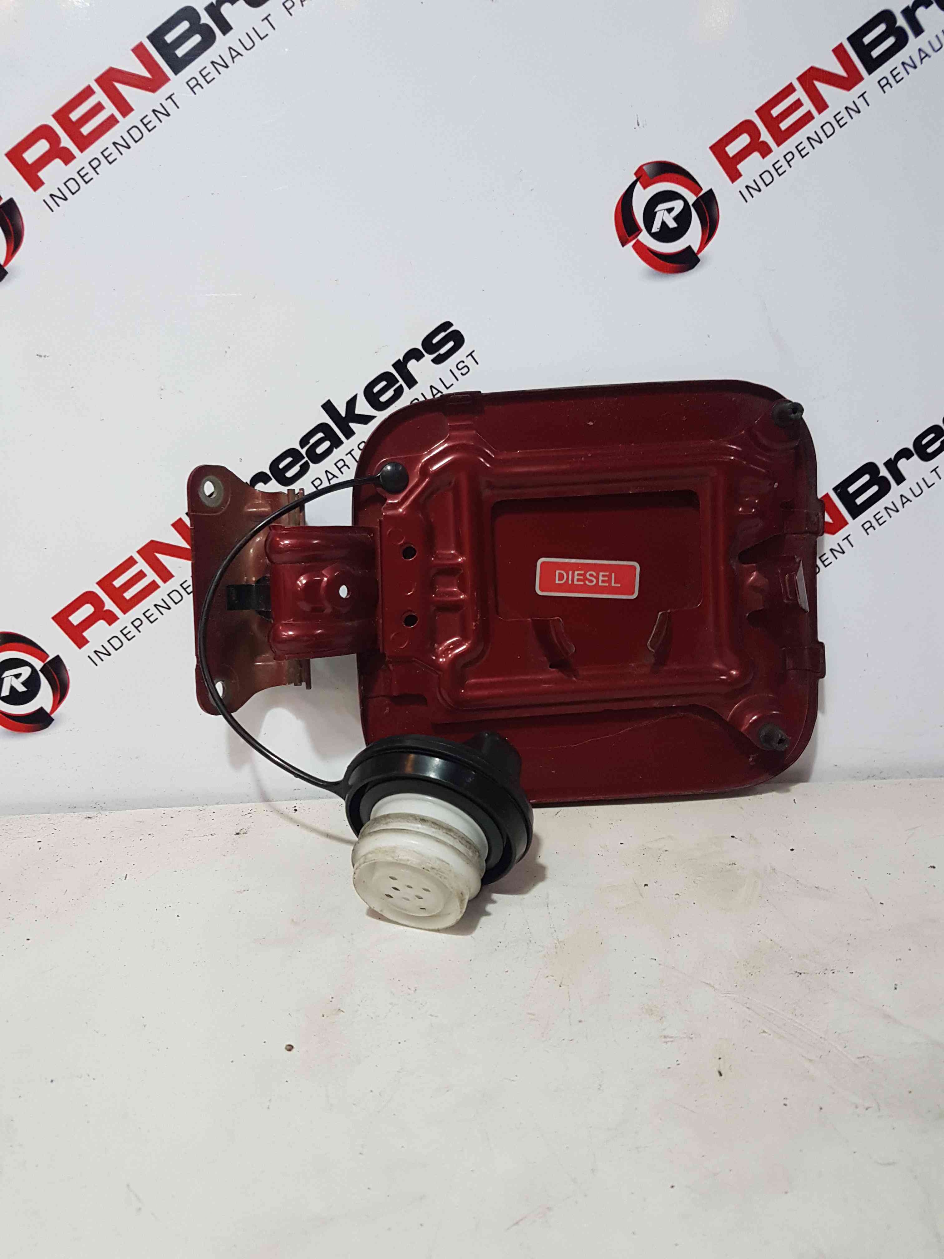 Thumb 7 Nissan Qashqai 2006-2013 Fuel Flap Hinge + CAP Red NAJ