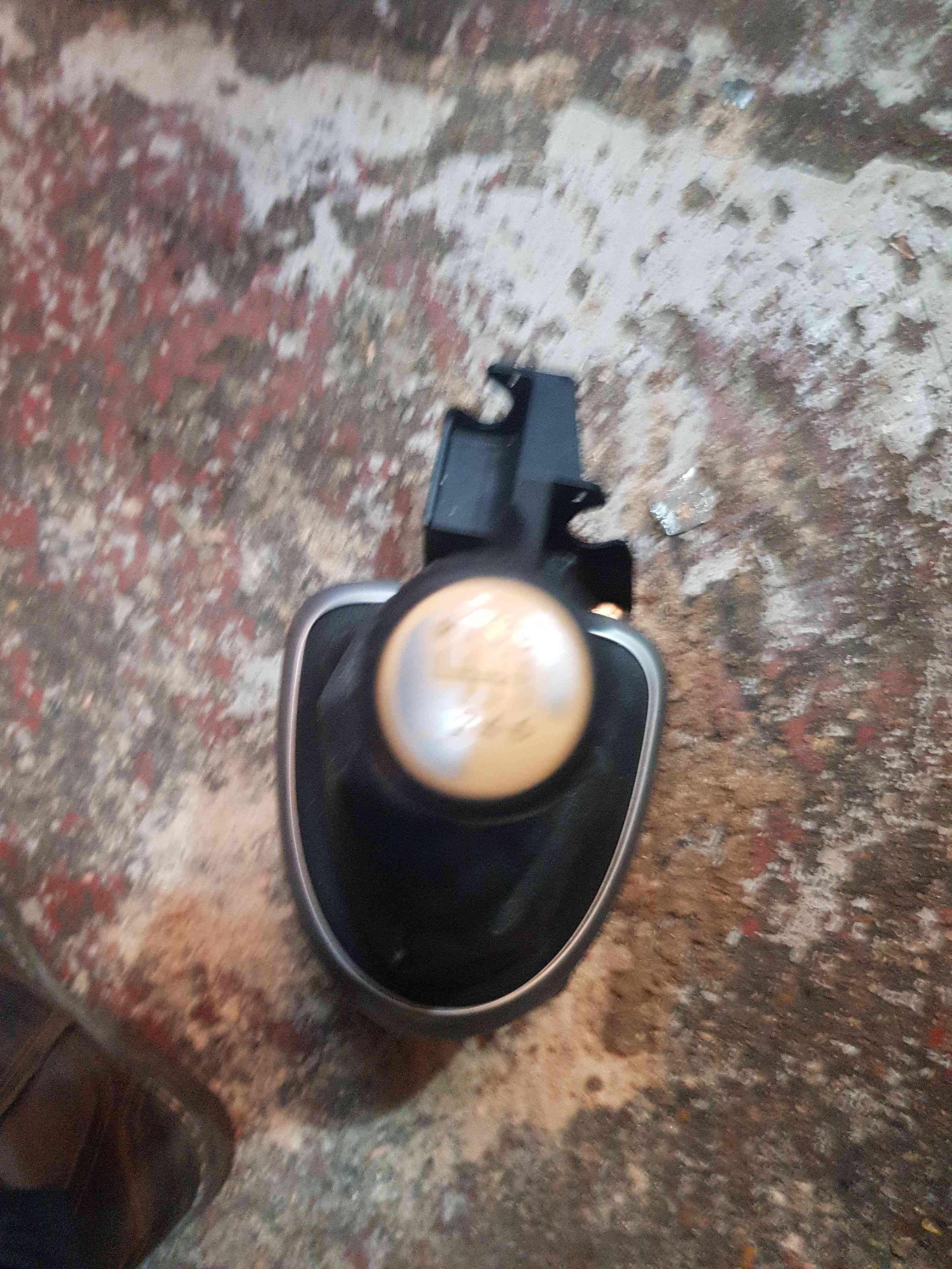 Thumb 3 Nissan Qashqai 2006-2013 Gearstick Mechanism Gear Knob