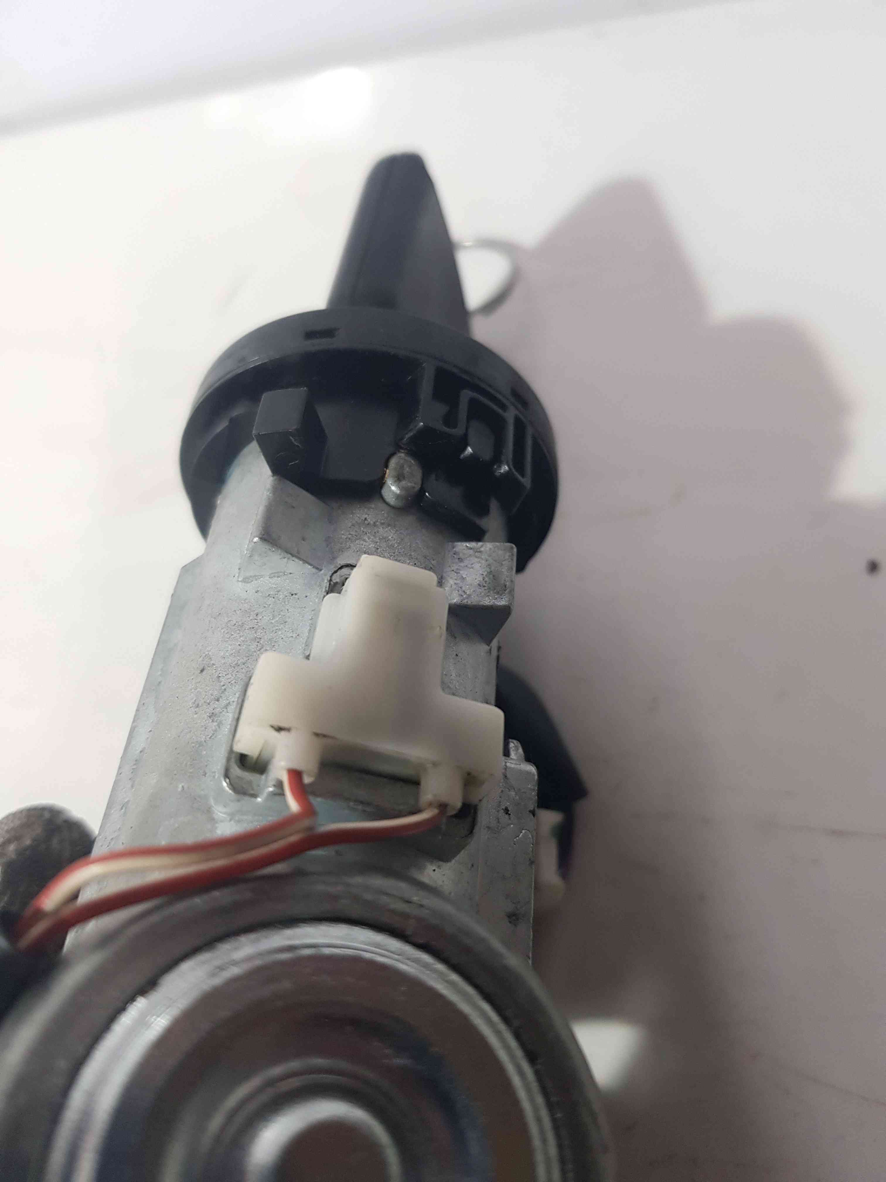 Thumb 3 Nissan Qashqai 2006-2013 Ignition Barrel + KEY 28590C9968