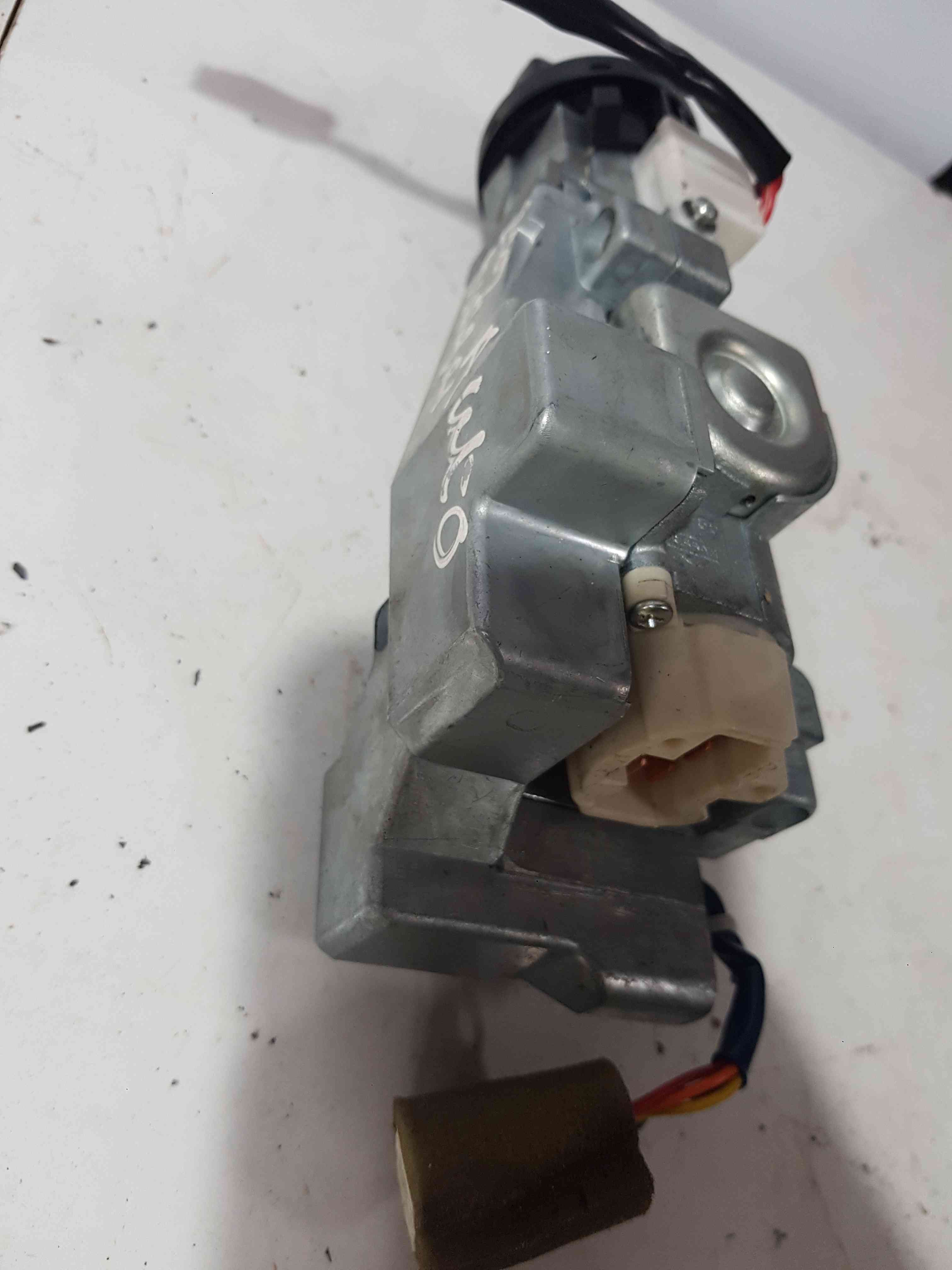 Thumb 6 Nissan Qashqai 2006-2013 Ignition Barrel No KEY AUTO 28590C9968