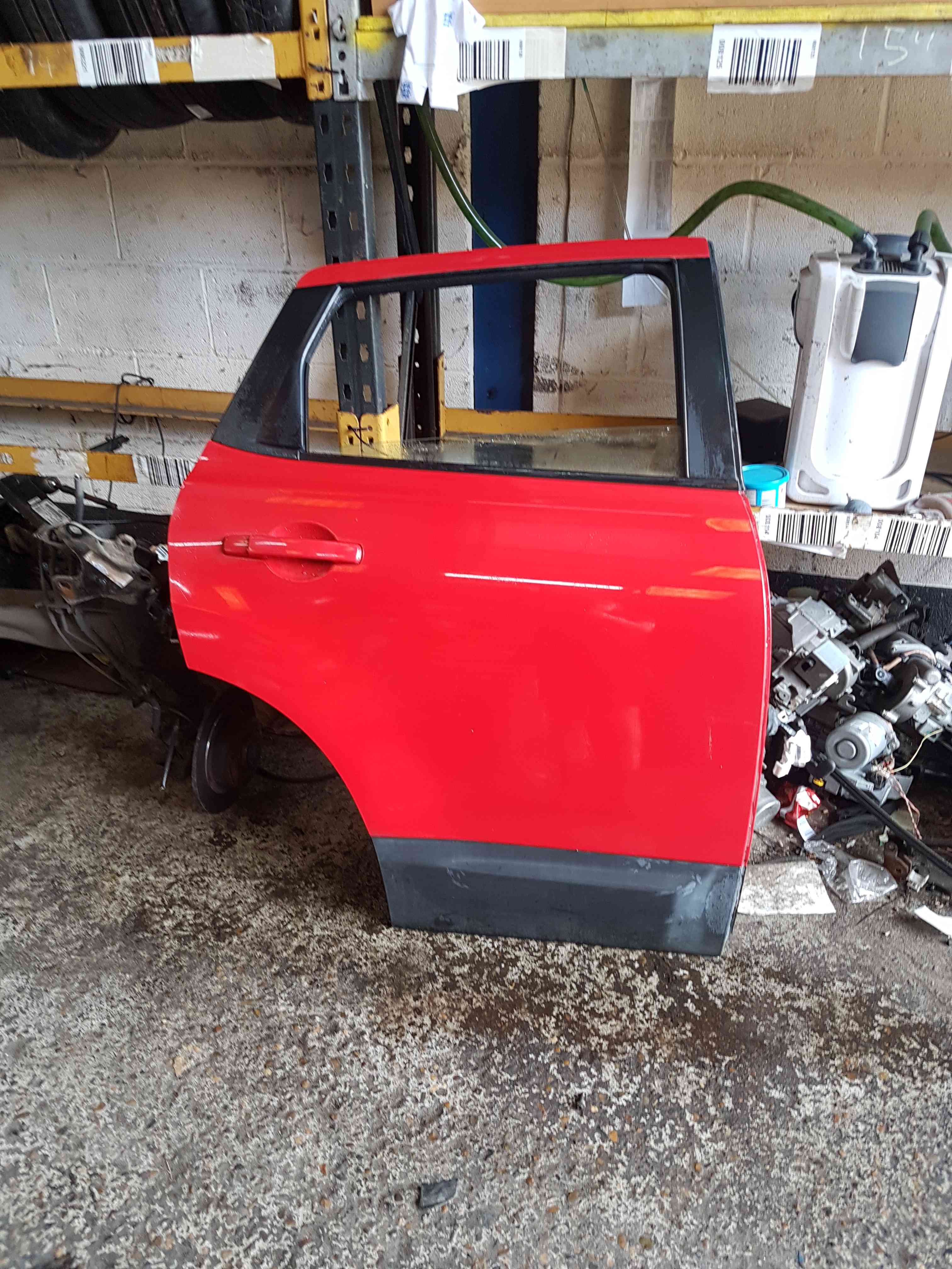 Thumb 3 Nissan Qashqai 2006-2013 Drivers OSR Rear Door Z10 RED
