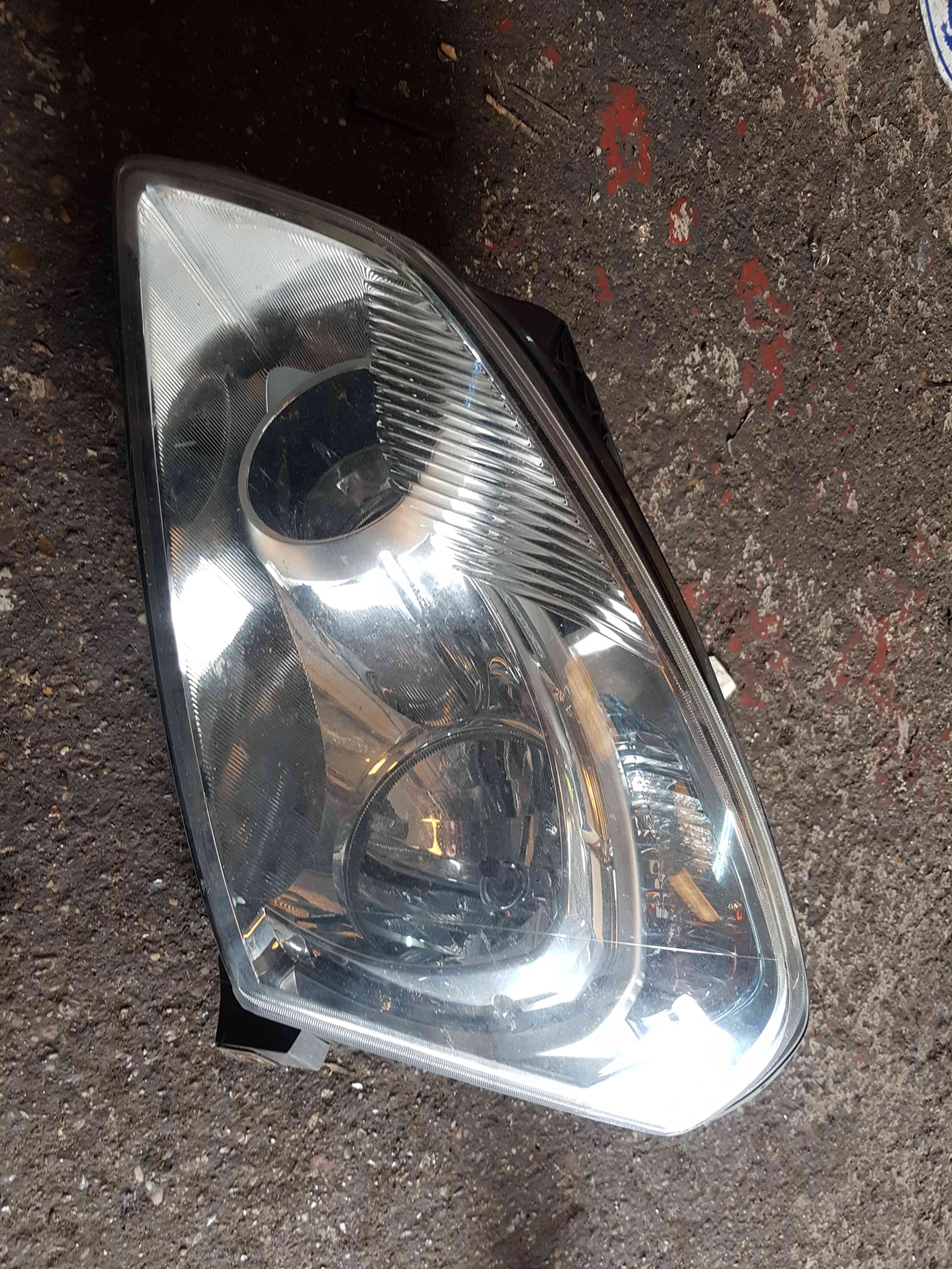 Thumb 3 Nissan Qashqai 2006-2013 NSF Passenger Headlight 26060JD00D
