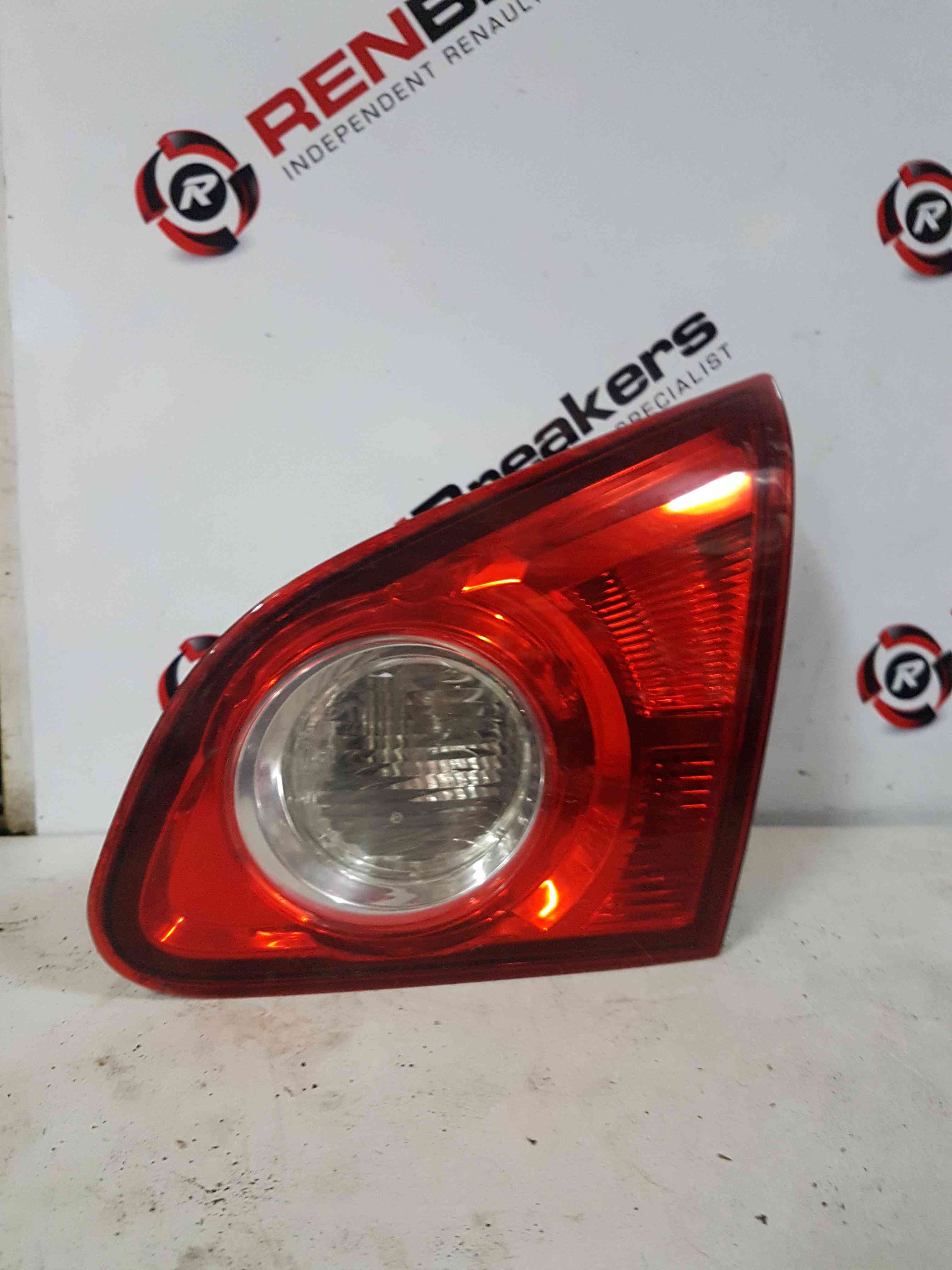 Thumb 6 Nissan Qashqai 2006-2013 PASSENGER OSR Rear Boot Inner Brake Light 26550JD800