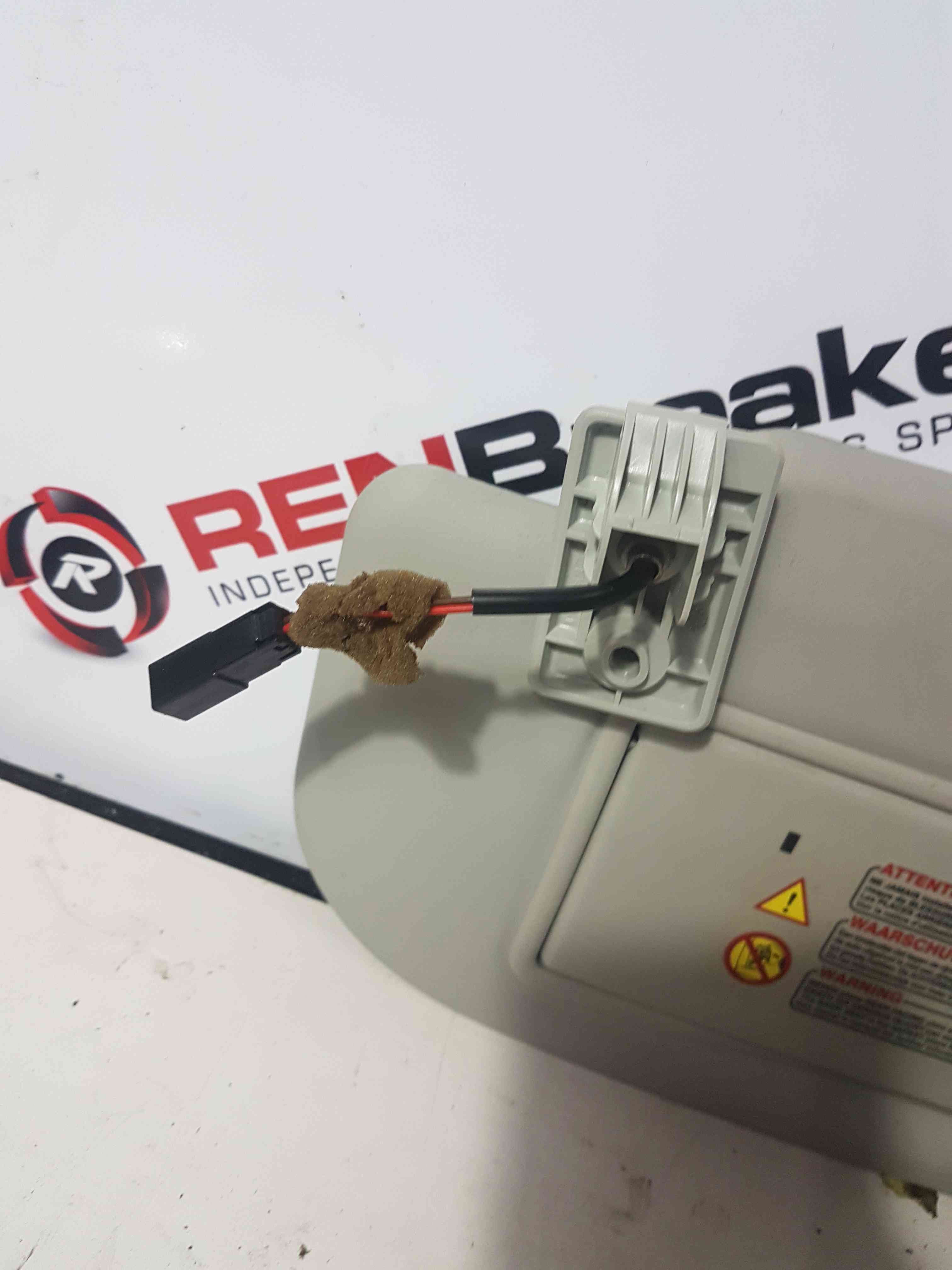 Thumb 6 Nissan Qashqai 2006-2013 Passenger NSF Front SUN Visor