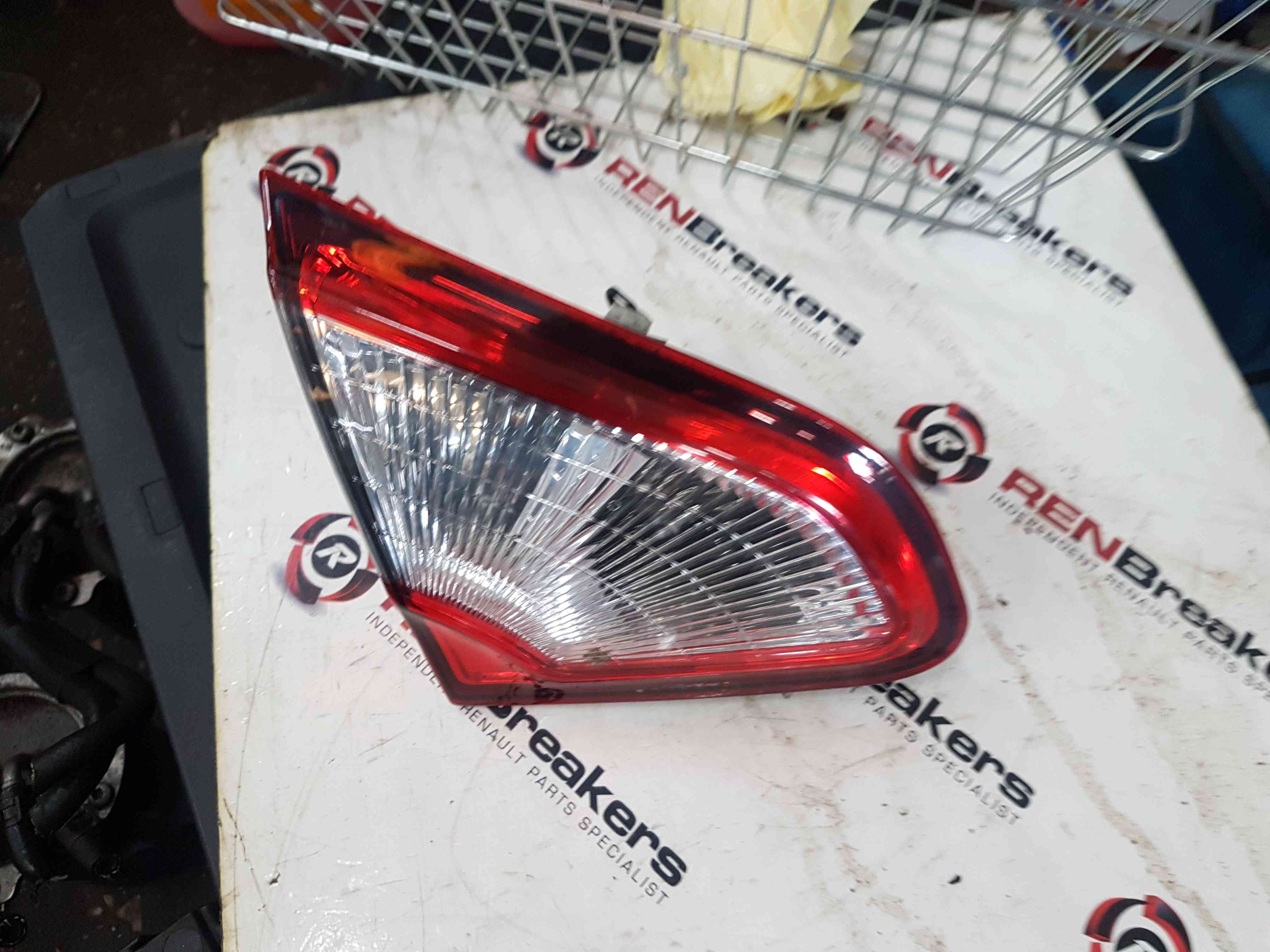Thumb 2 Nissan Qashqai 2006-2013 Passenger NSR Rear Boot Inner Brake Light  B26555BR01A