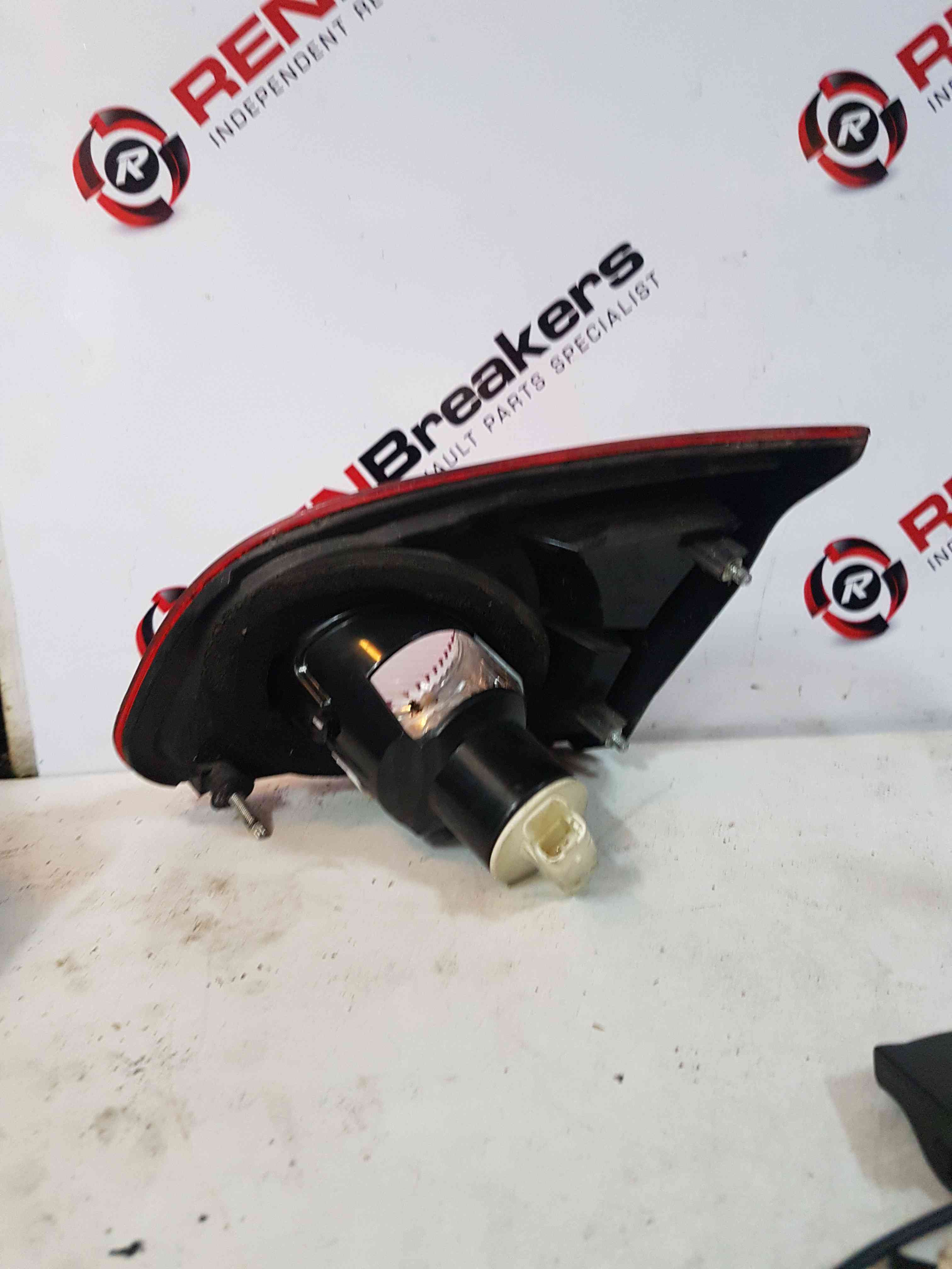 Thumb 3 Nissan Qashqai 2006-2013 Passenger NSR Rear Boot Inner Brake Light  26555Jd800
