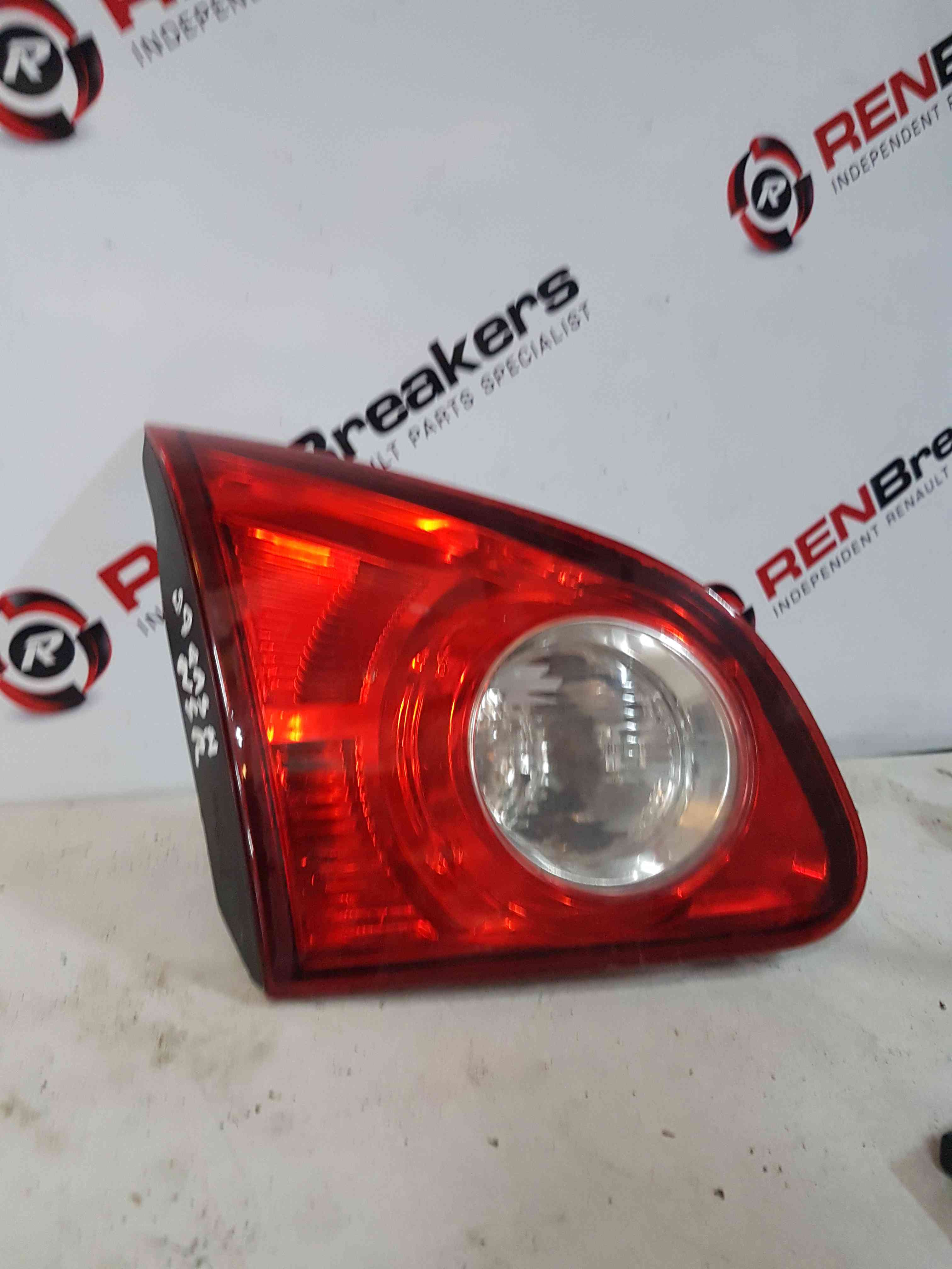 Thumb 6 Nissan Qashqai 2006-2013 Passenger NSR Rear Boot Inner Brake Light  26555Jd800