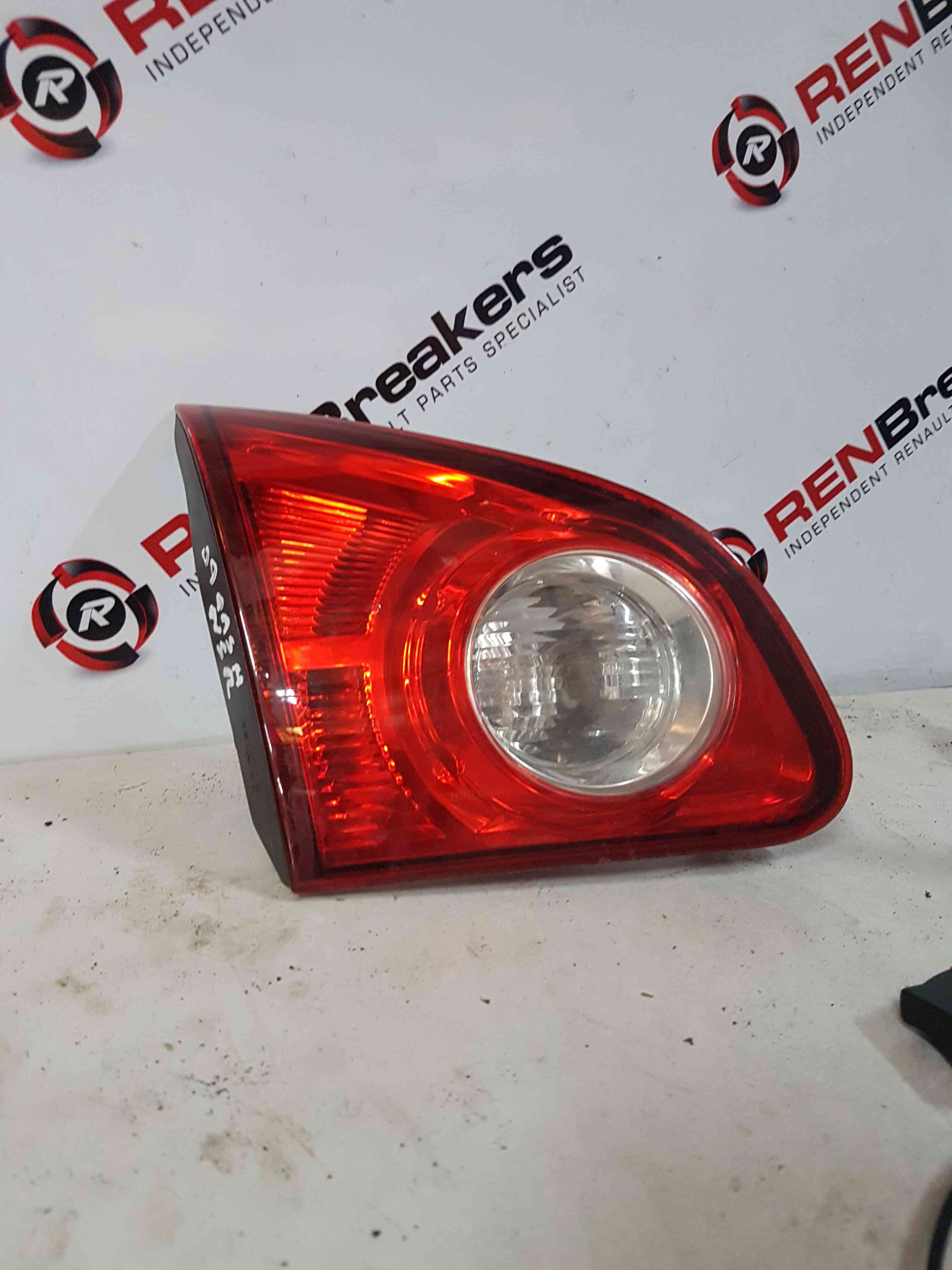 Thumb 7 Nissan Qashqai 2006-2013 Passenger NSR Rear Boot Inner Brake Light  26555Jd800