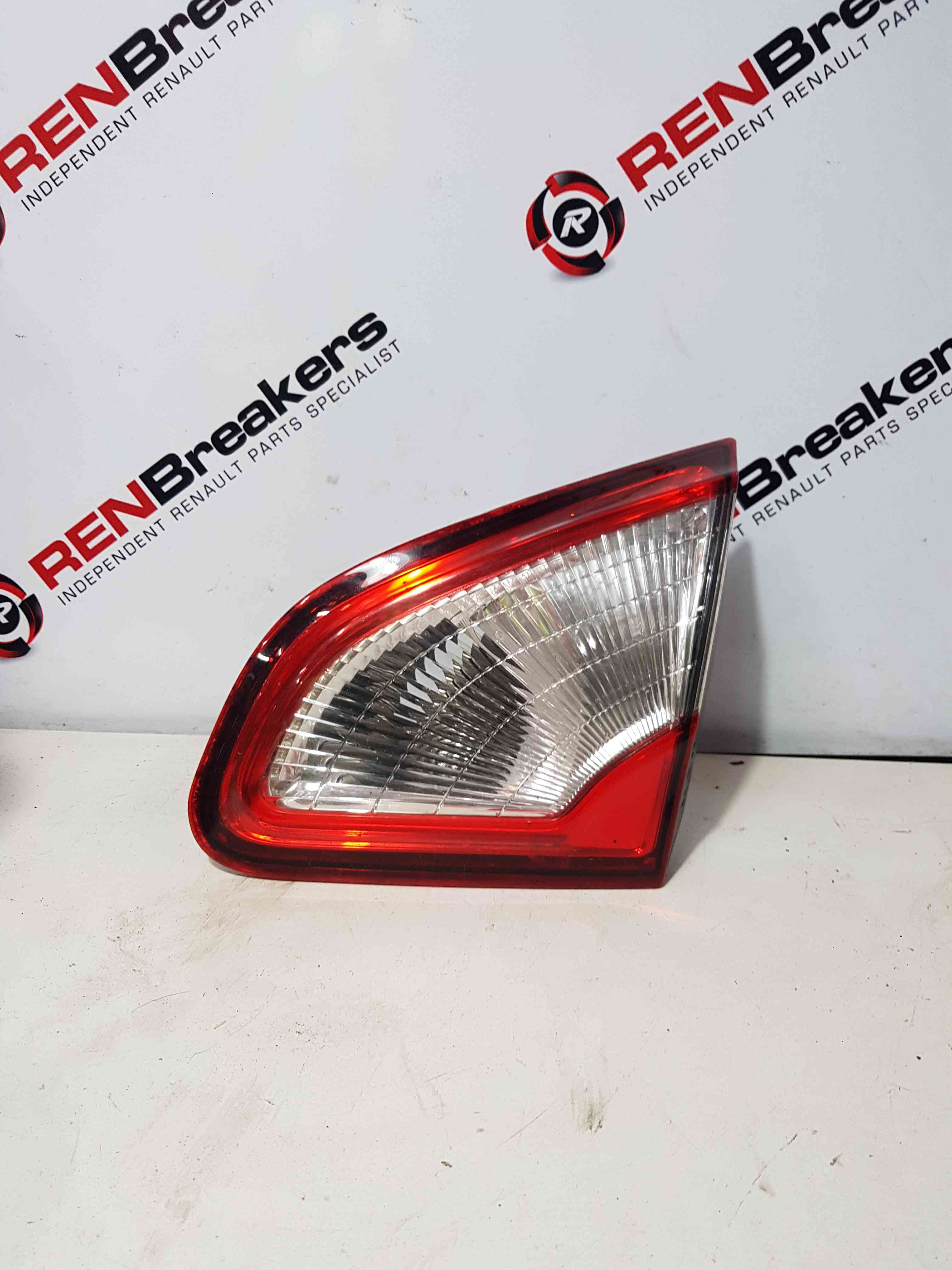Thumb 10 Nissan Qashqai 2006-2013 Passenger NSR Rear Boot Inner Brake Light  B26550BR01A
