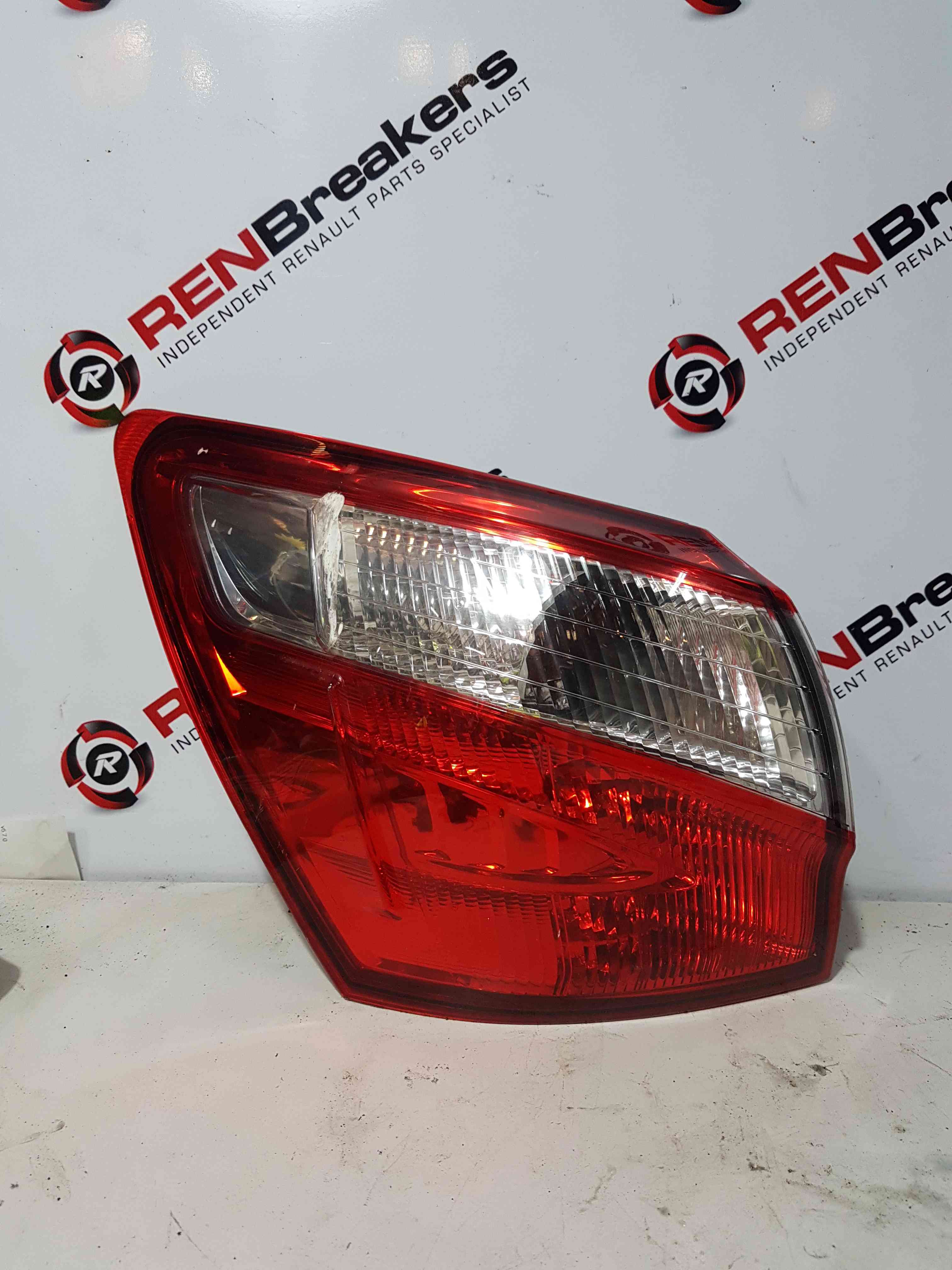 Thumb 11 Nissan Qashqai 2006-2013 Passenger NSR Rear Brake Light 