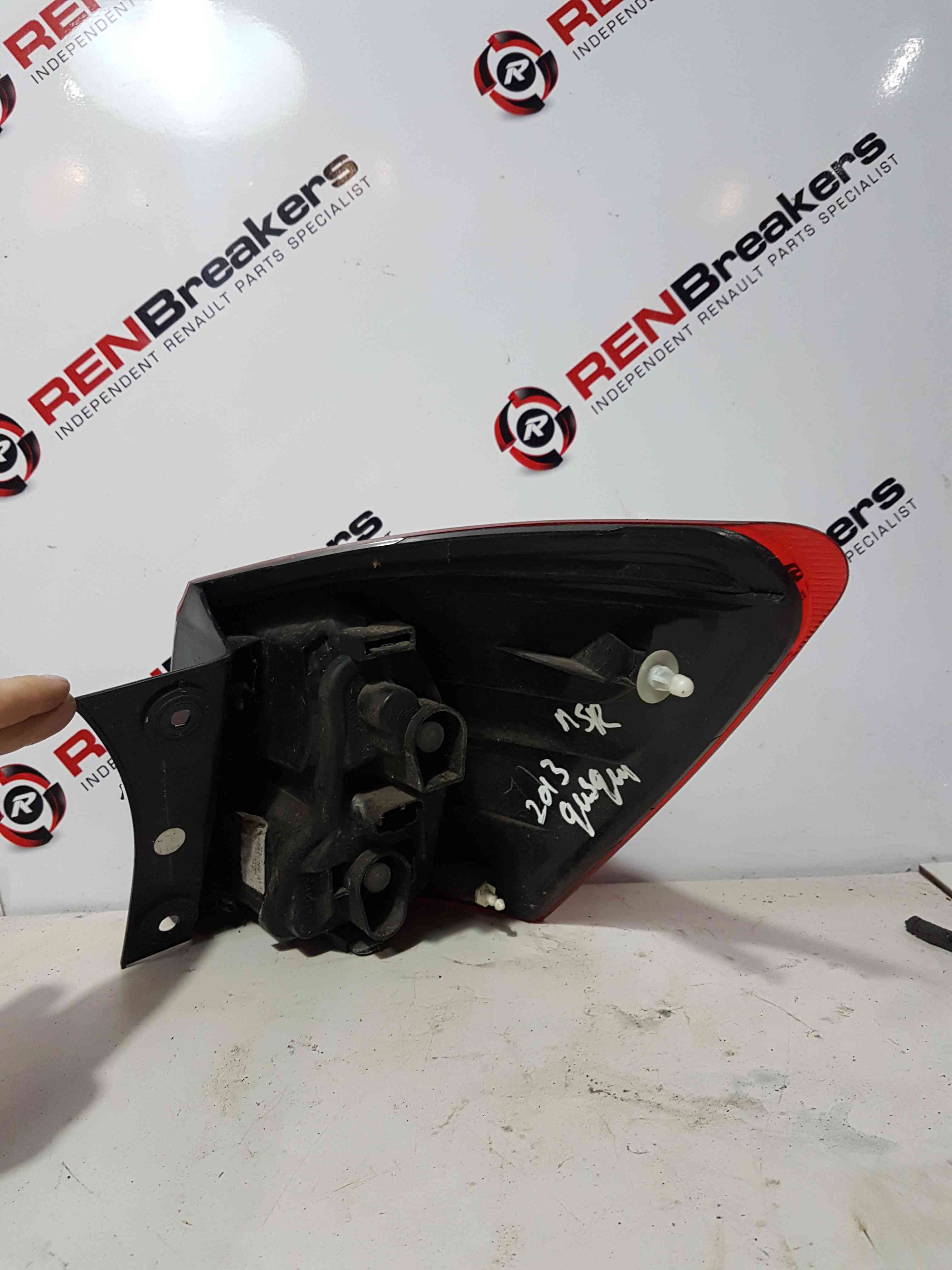 Thumb 5 Nissan Qashqai 2006-2013 Passenger NSR Rear Brake Light 