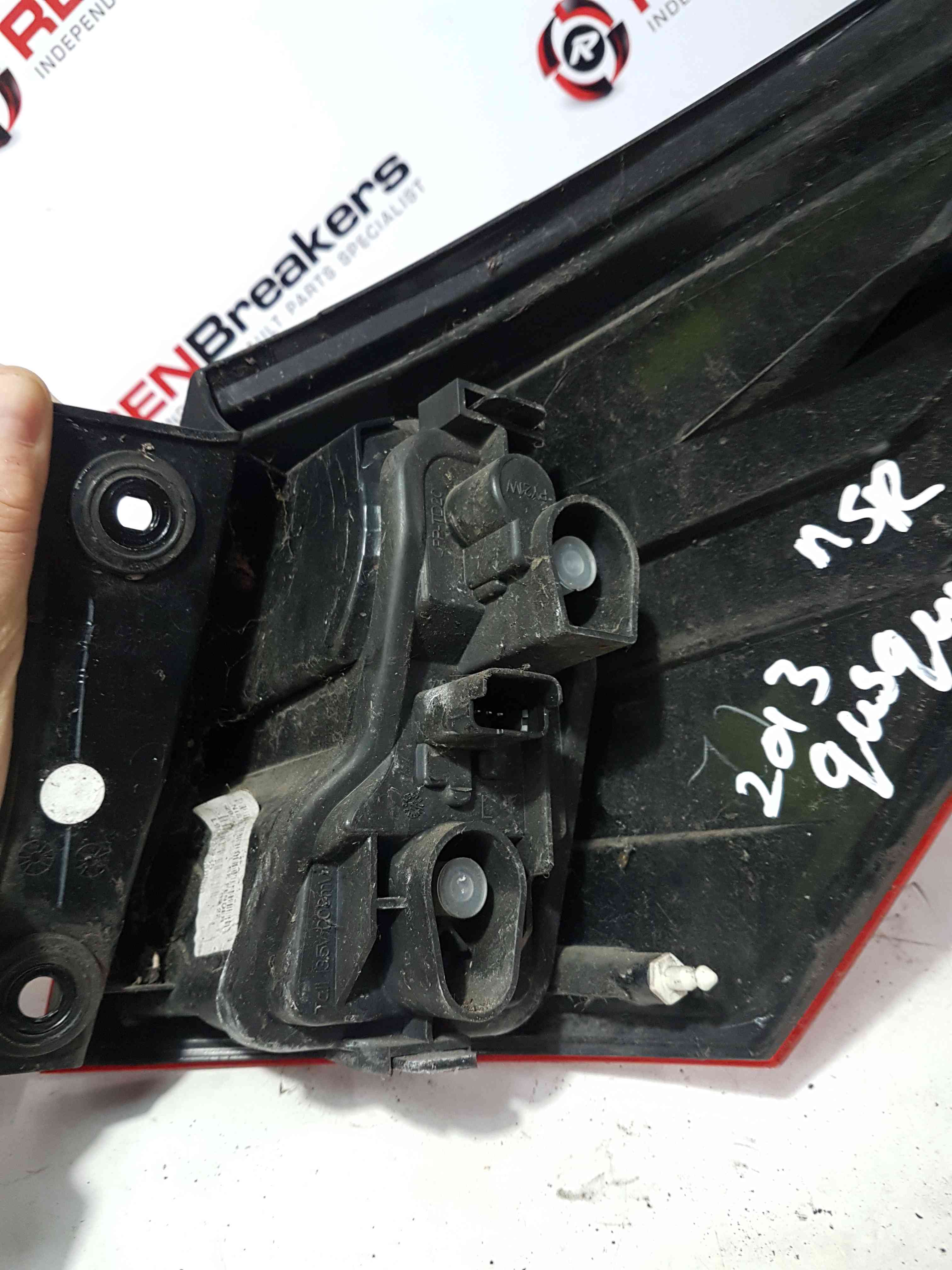 Thumb 8 Nissan Qashqai 2006-2013 Passenger NSR Rear Brake Light 