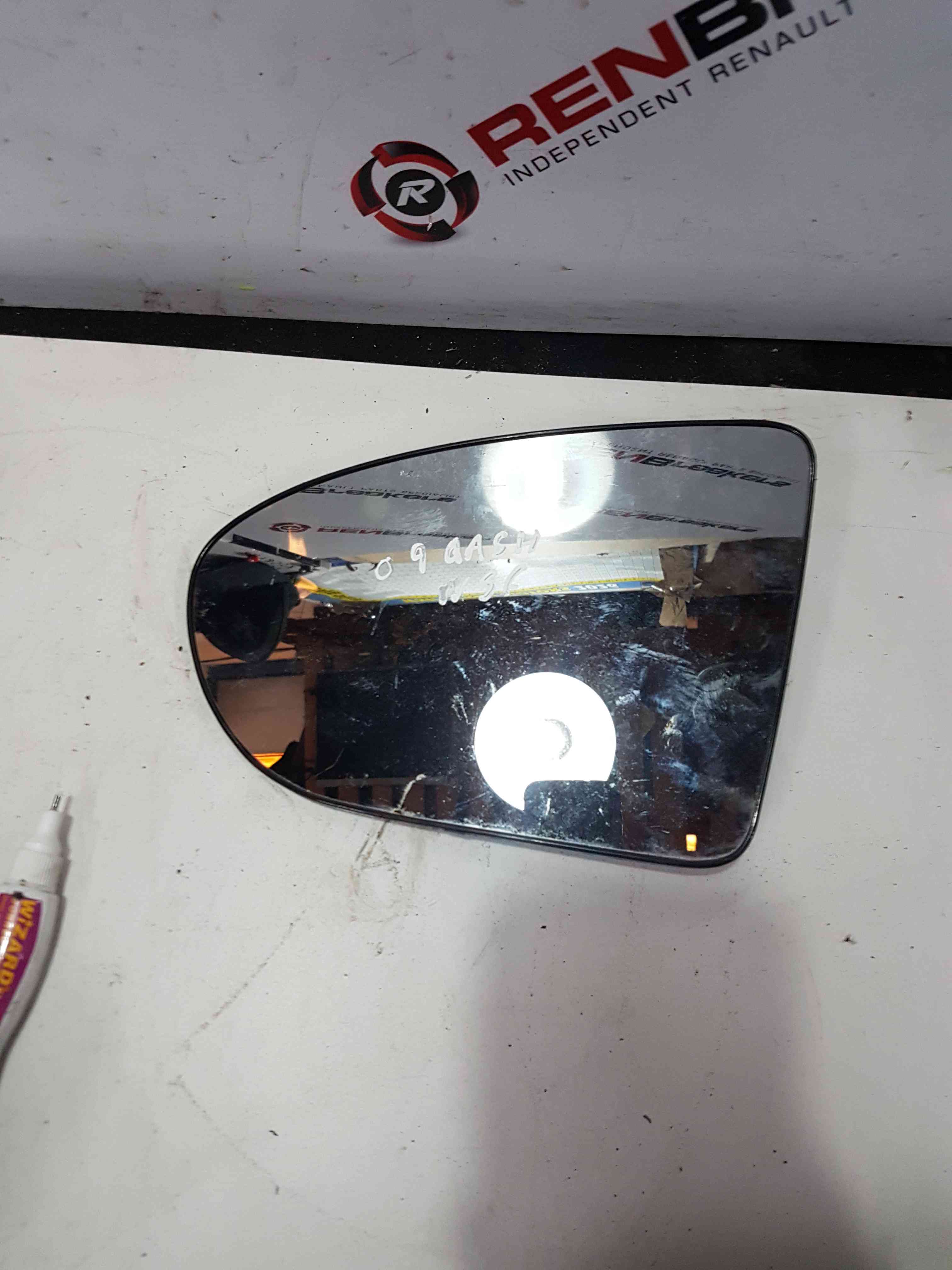 Thumb 4 Nissan Qashqai 2006-2013 Passenger Ns Mirror Glass