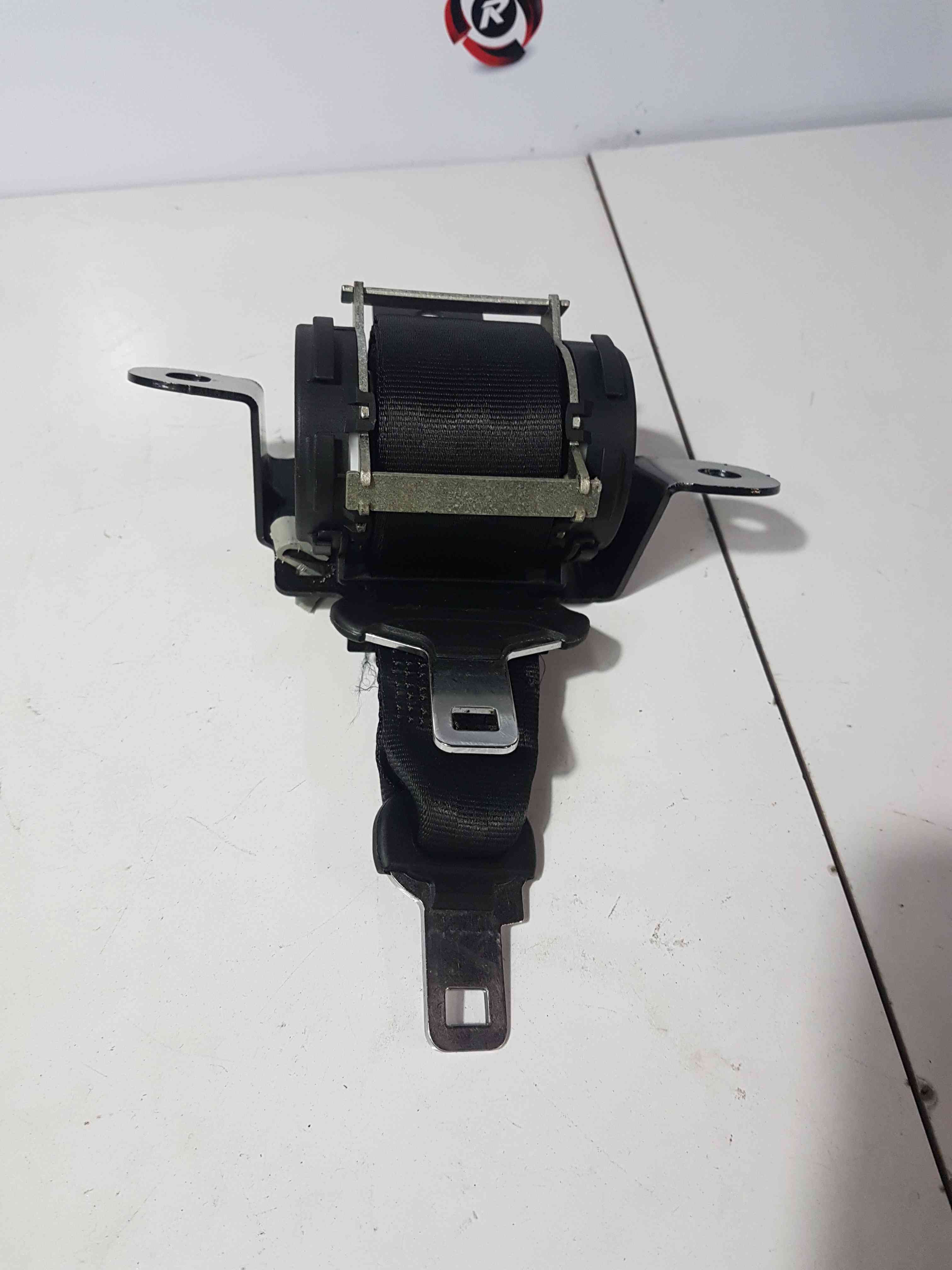 Thumb 8 Nissan Qashqai 2006-2013 Rear Centre Seat Belt