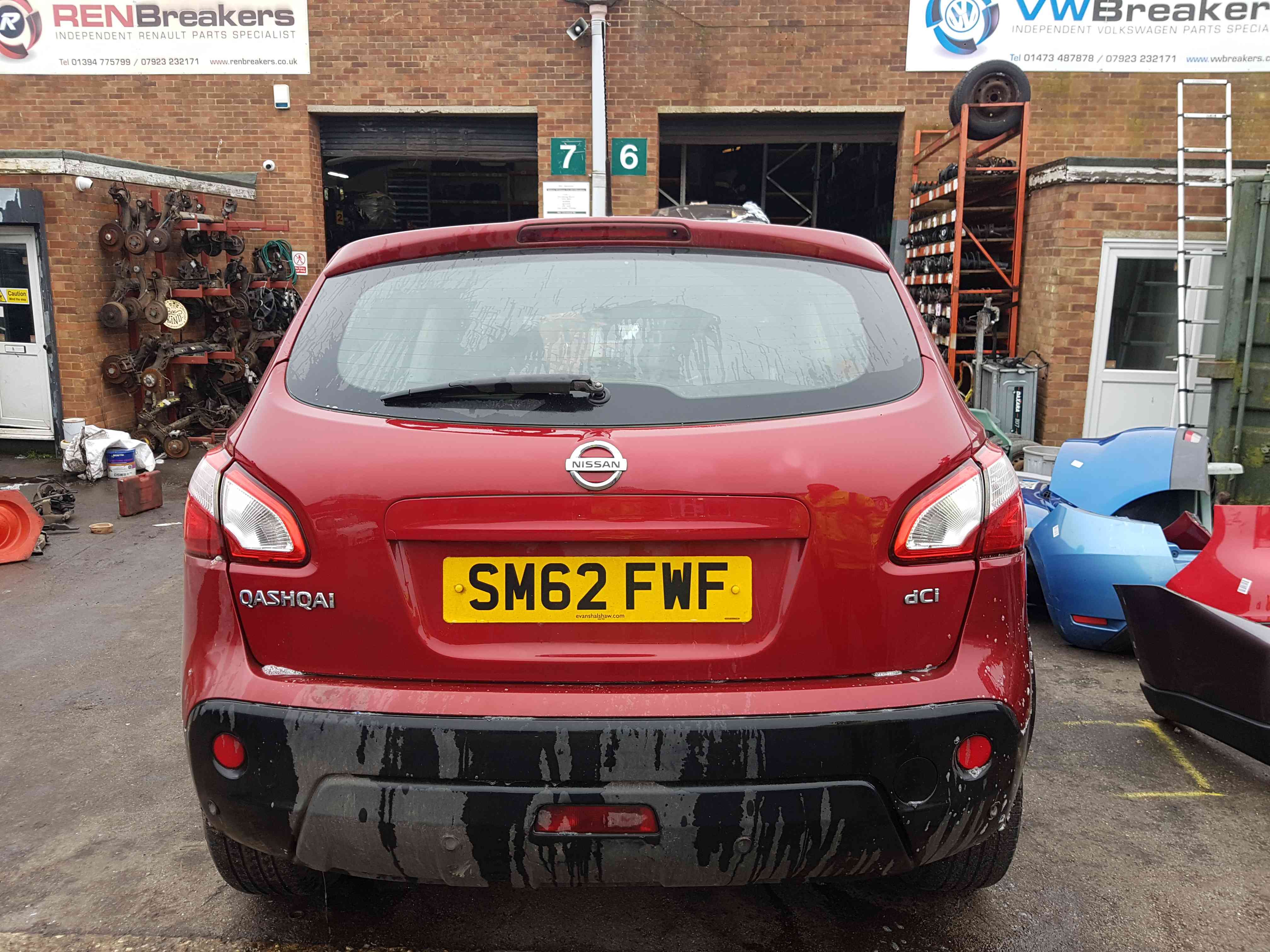 Thumb 2 Nissan Qashqai 2006-2013 Rear Tailgate Boot RED Naj