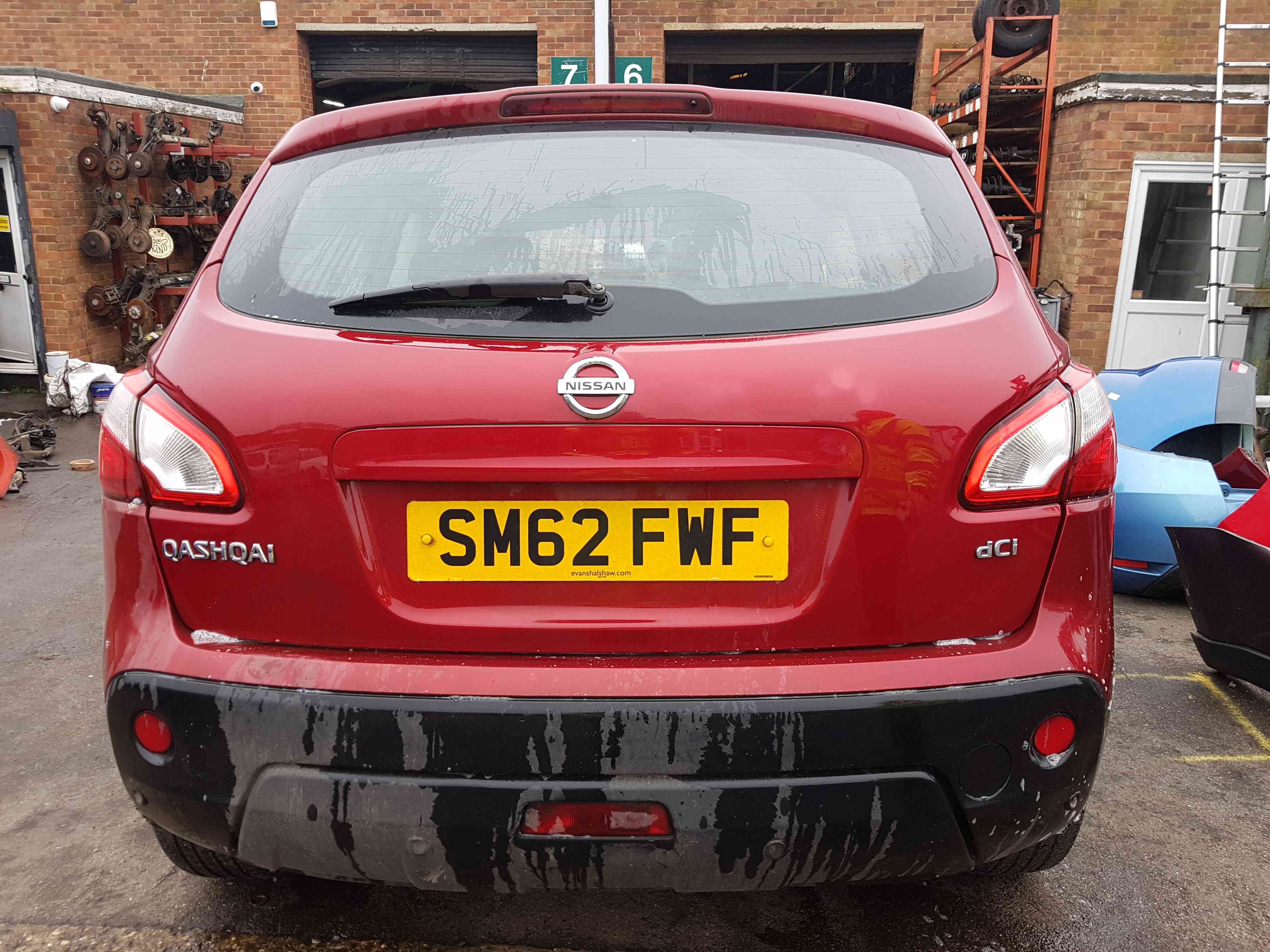 Thumb 5 Nissan Qashqai 2006-2013 Rear Tailgate Boot RED Naj