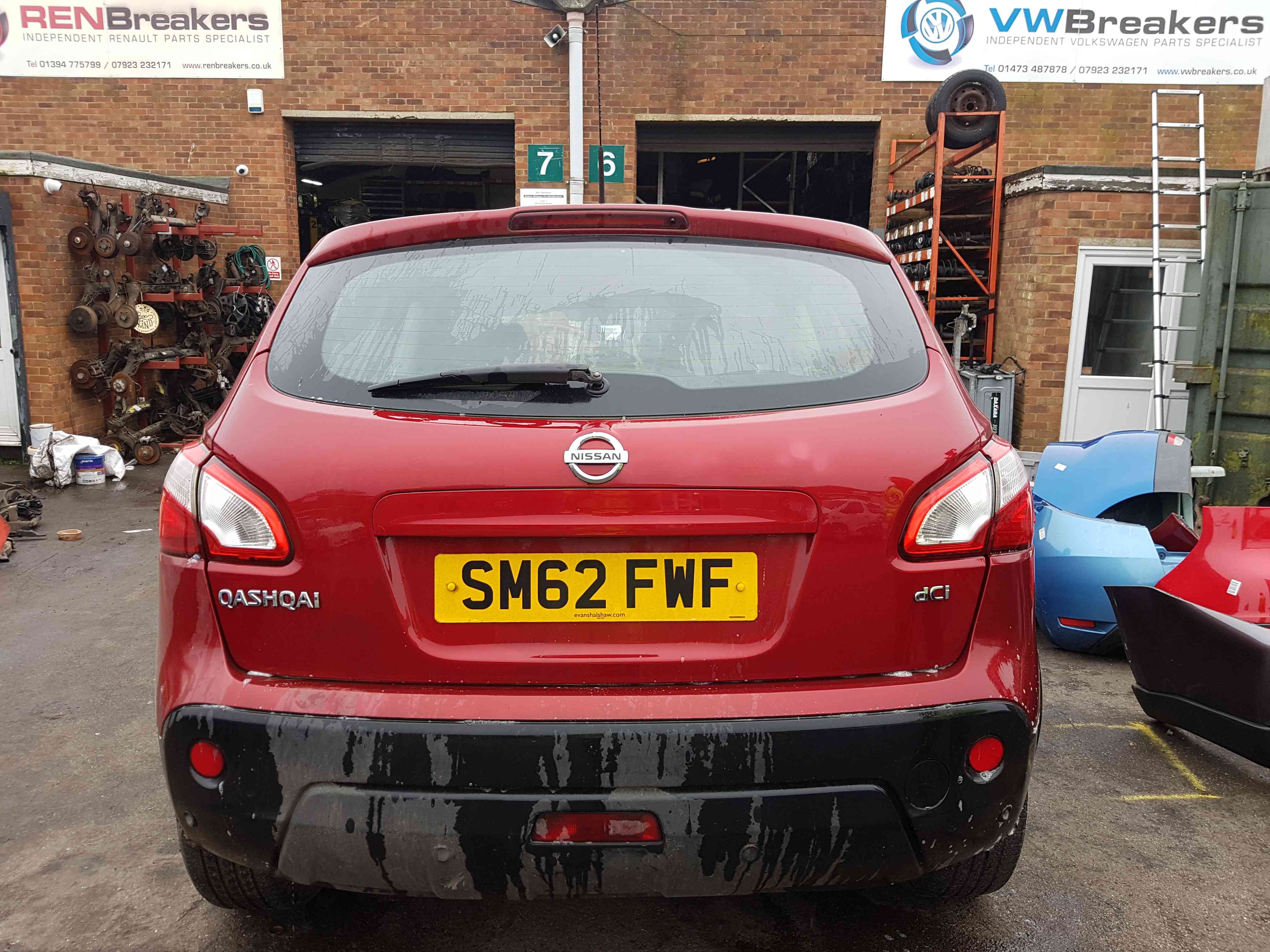 Thumb 8 Nissan Qashqai 2006-2013 Rear Tailgate Boot RED Naj