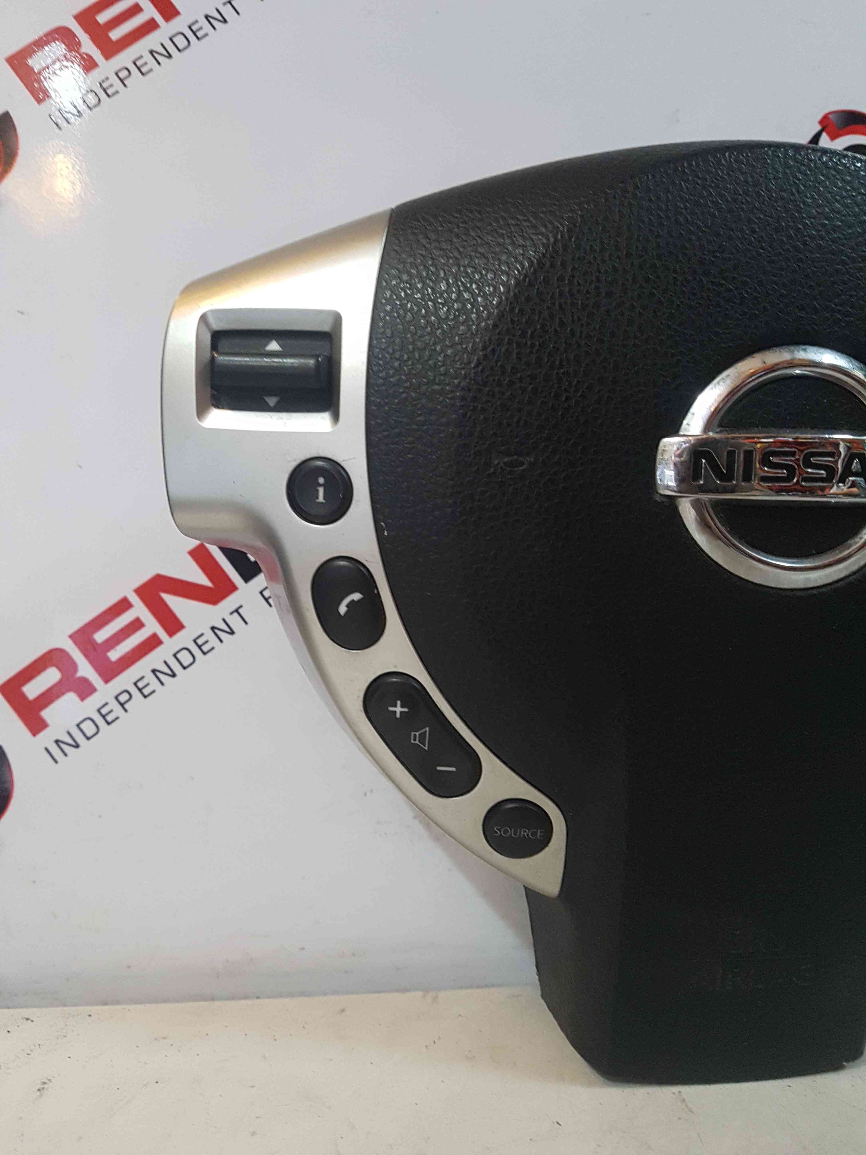 Thumb 4 Nissan Qashqai 2006-2013 Steering Wheel 34063025B 