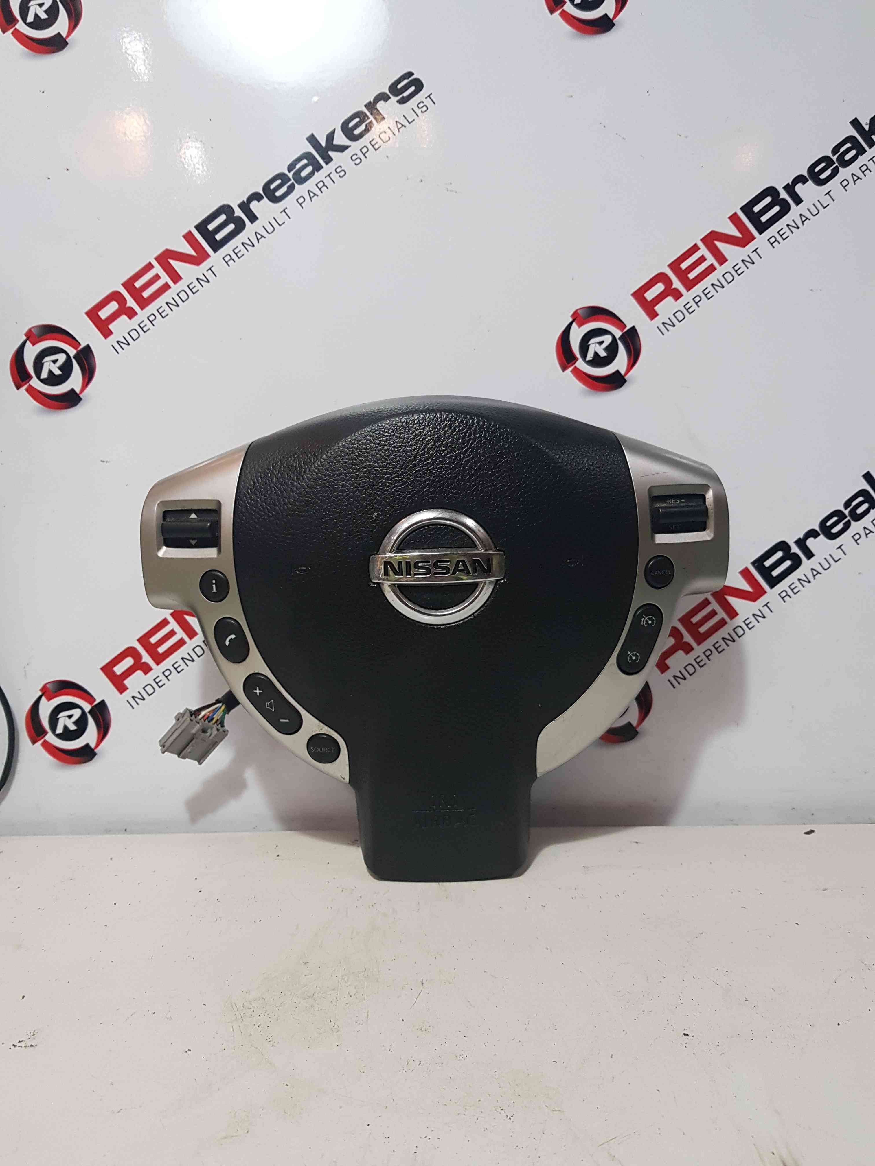 Thumb 7 Nissan Qashqai 2006-2013 Steering Wheel BAG 98510Br26d