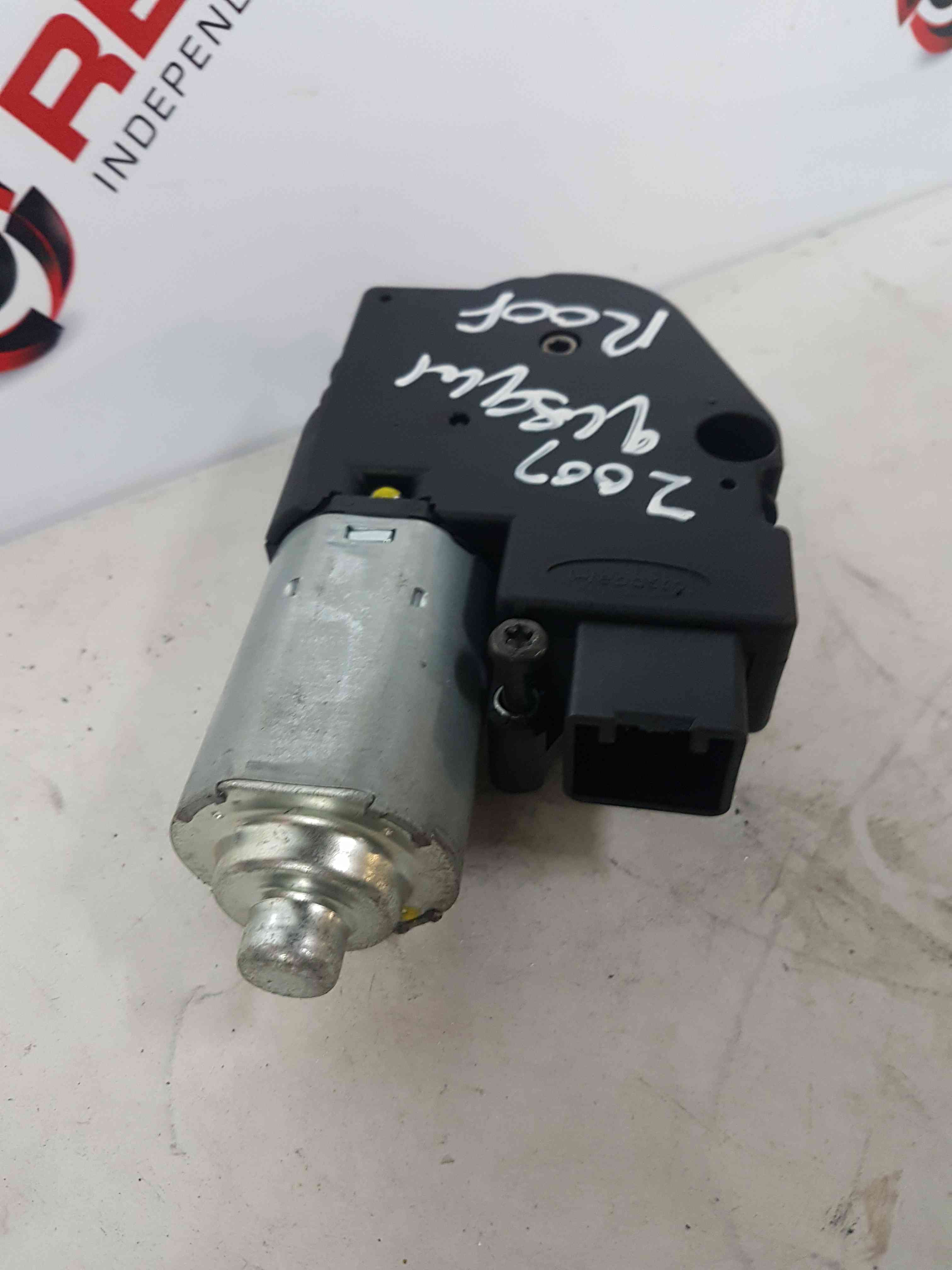 Thumb 6 Nissan Qashqai 2006-2013 Sunroof Motor 91295JD01A