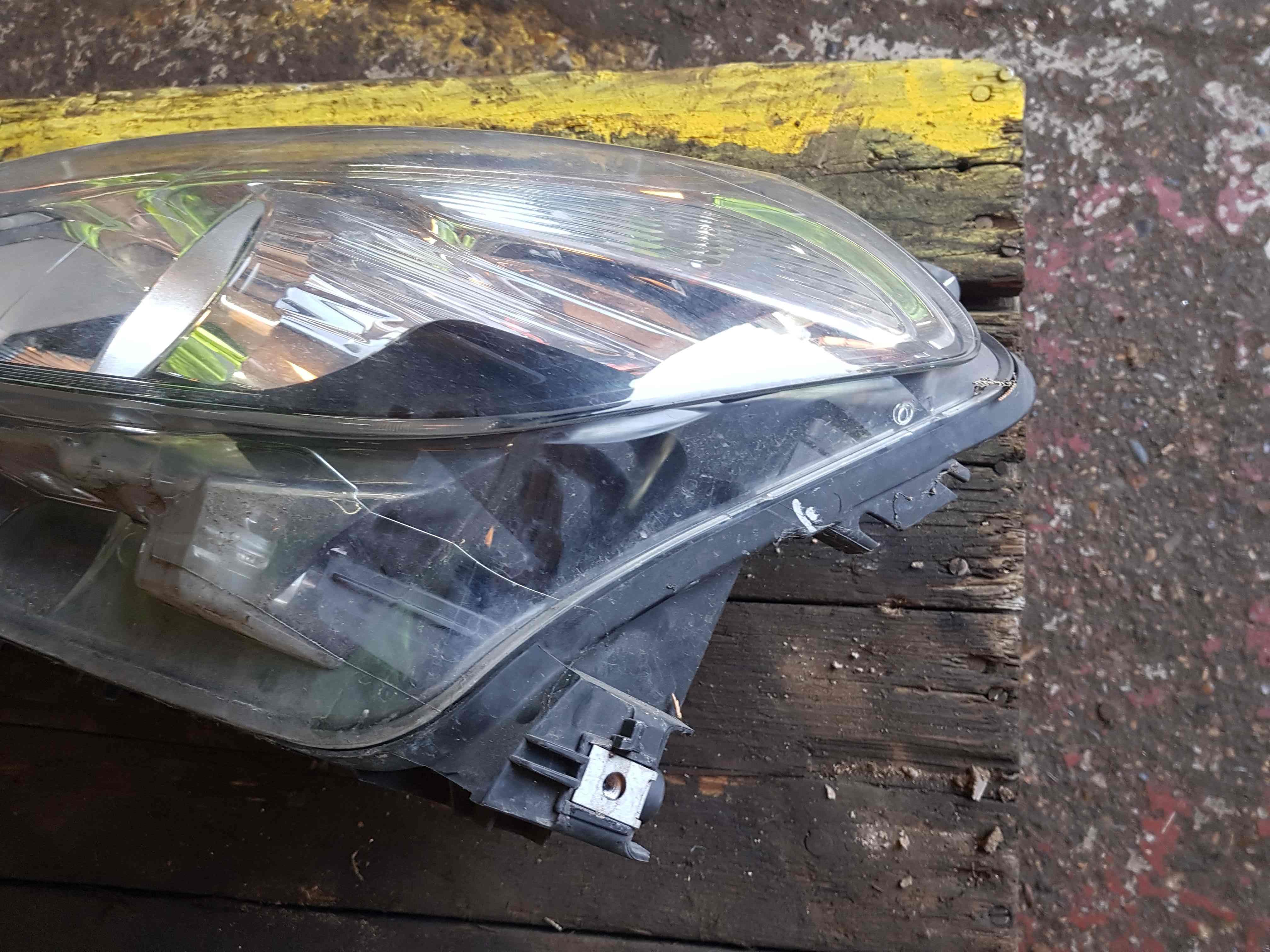 Thumb 4 Nissan Qashqai 2010-2013 Passenger NSF Front Headlight 26060Br01b Slightly Cloud