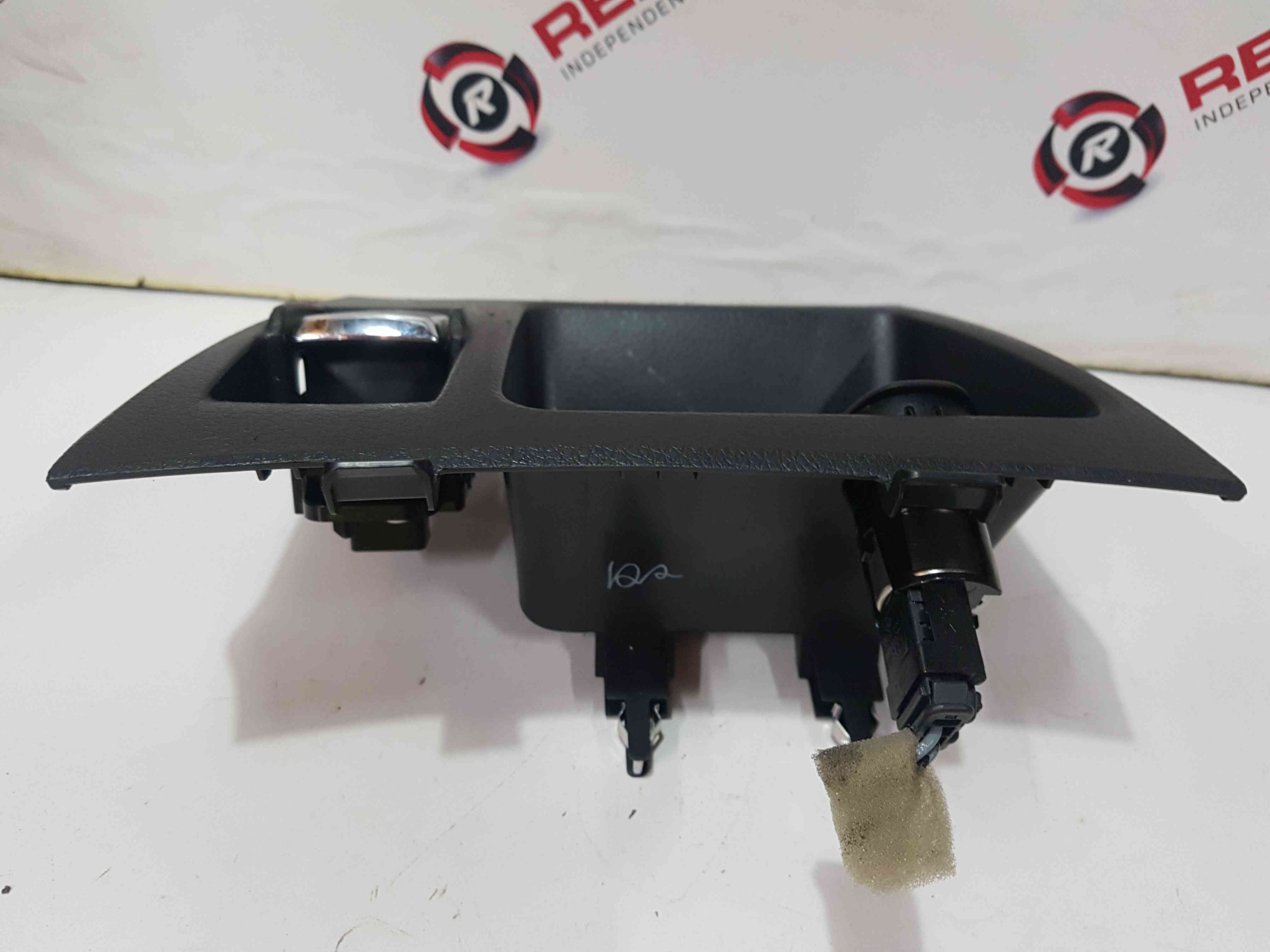 Thumb 4 Nissan Qashqai 2013-2017 Cigarette Lighter Parking Brake Tray 969XC4EA0A