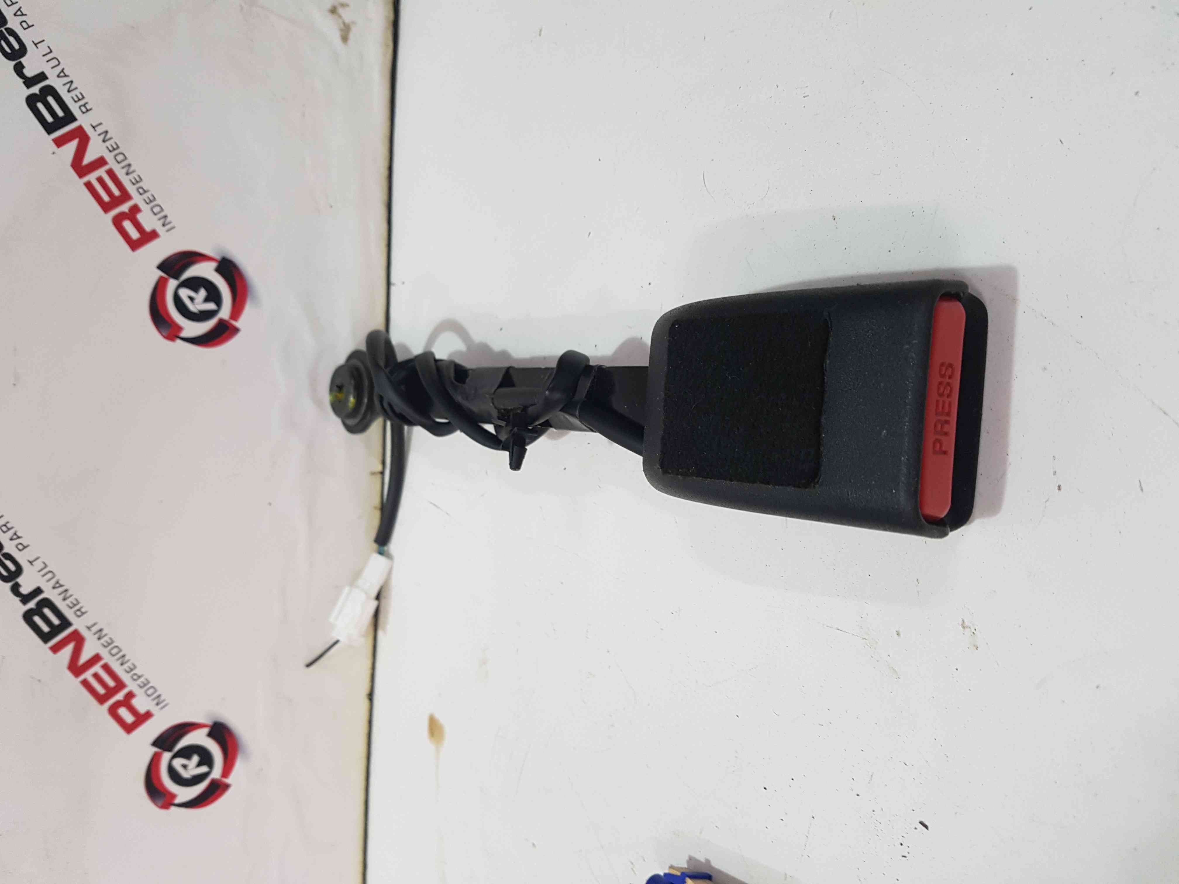 Thumb 5 Nissan Qashqai 2013-2017 Drivers OSF Front Buckle Anchor