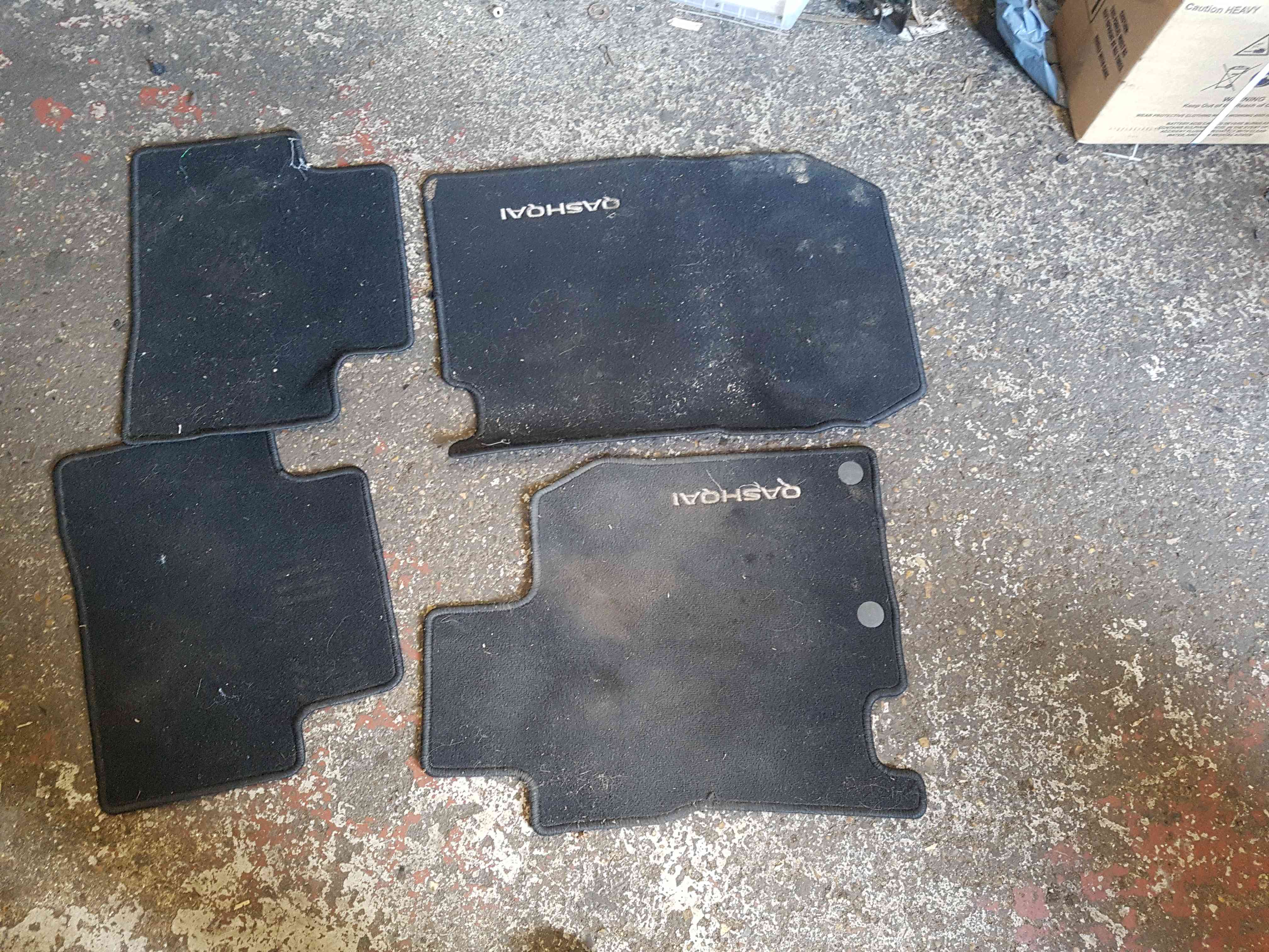 Nissan Qashqai 2013-2017 Floor Mats 