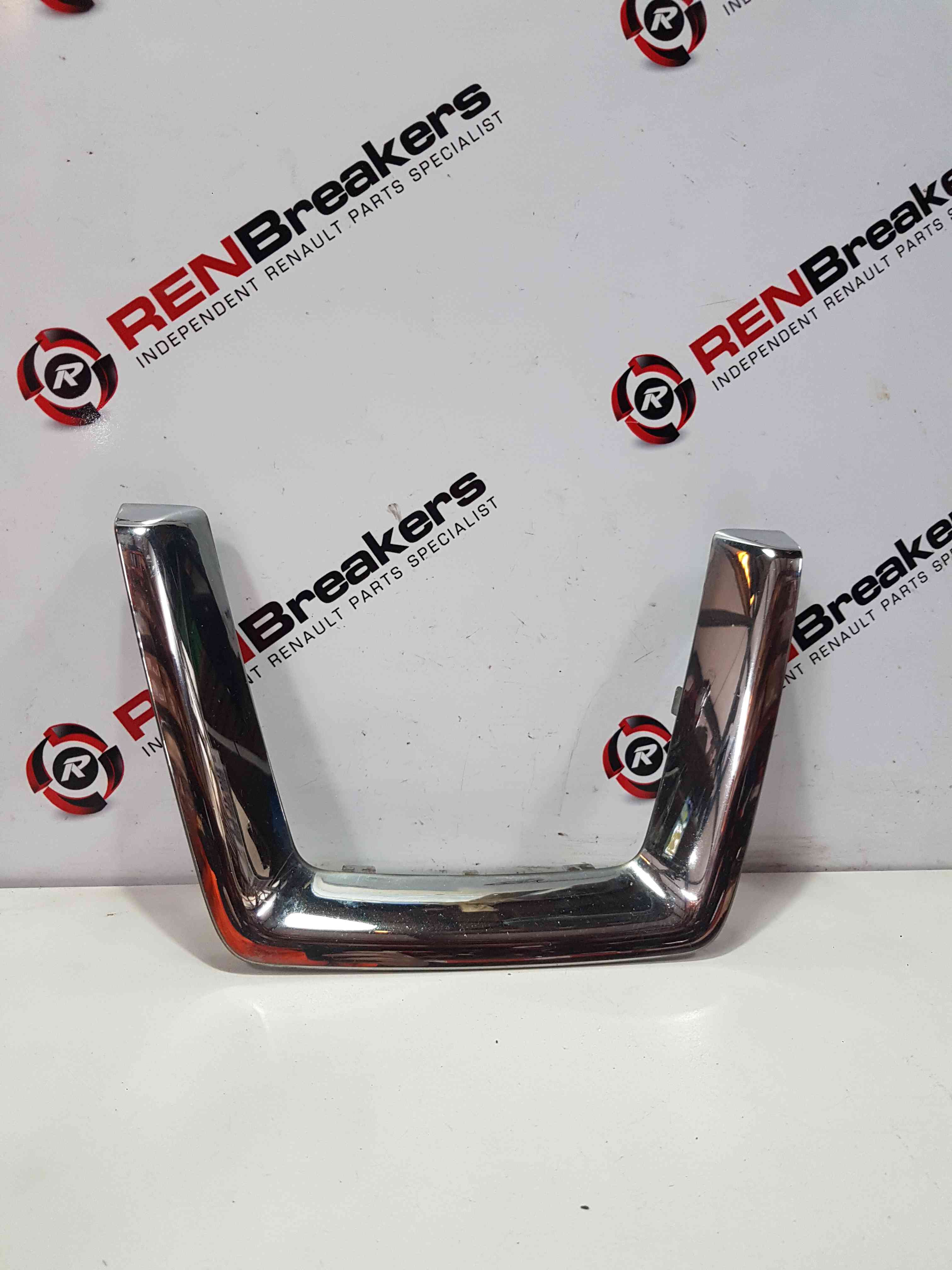 Thumb 2 Nissan Qashqai 2013-2017 Front Badge Embelm Surround Trim 82382Jd00a